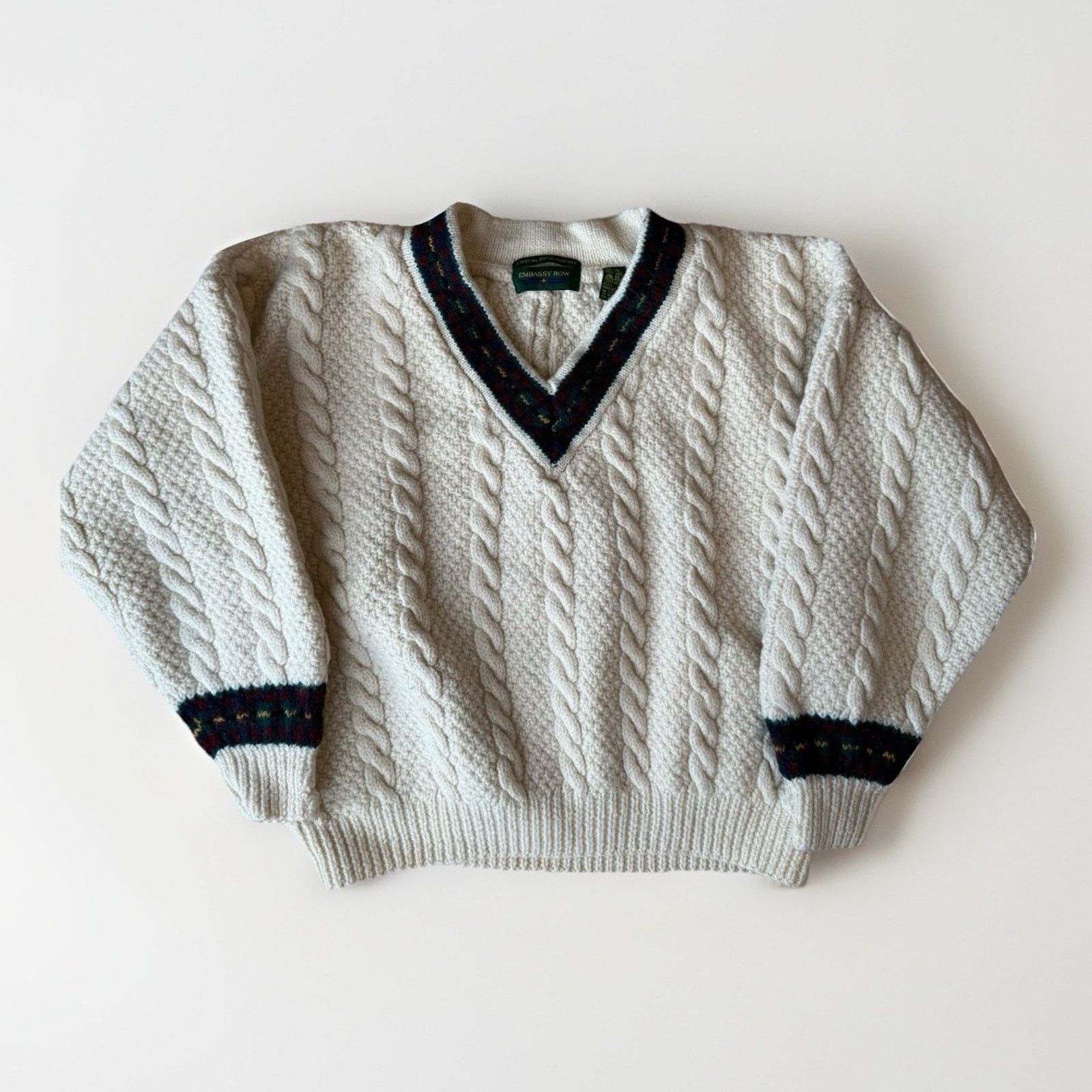 Vintage Vintage Embassy Row Sweater XL Beige 90s Heavy Wool V Neck Size XL / US 12-14 / IT 48-50 - 1 Thumbnail