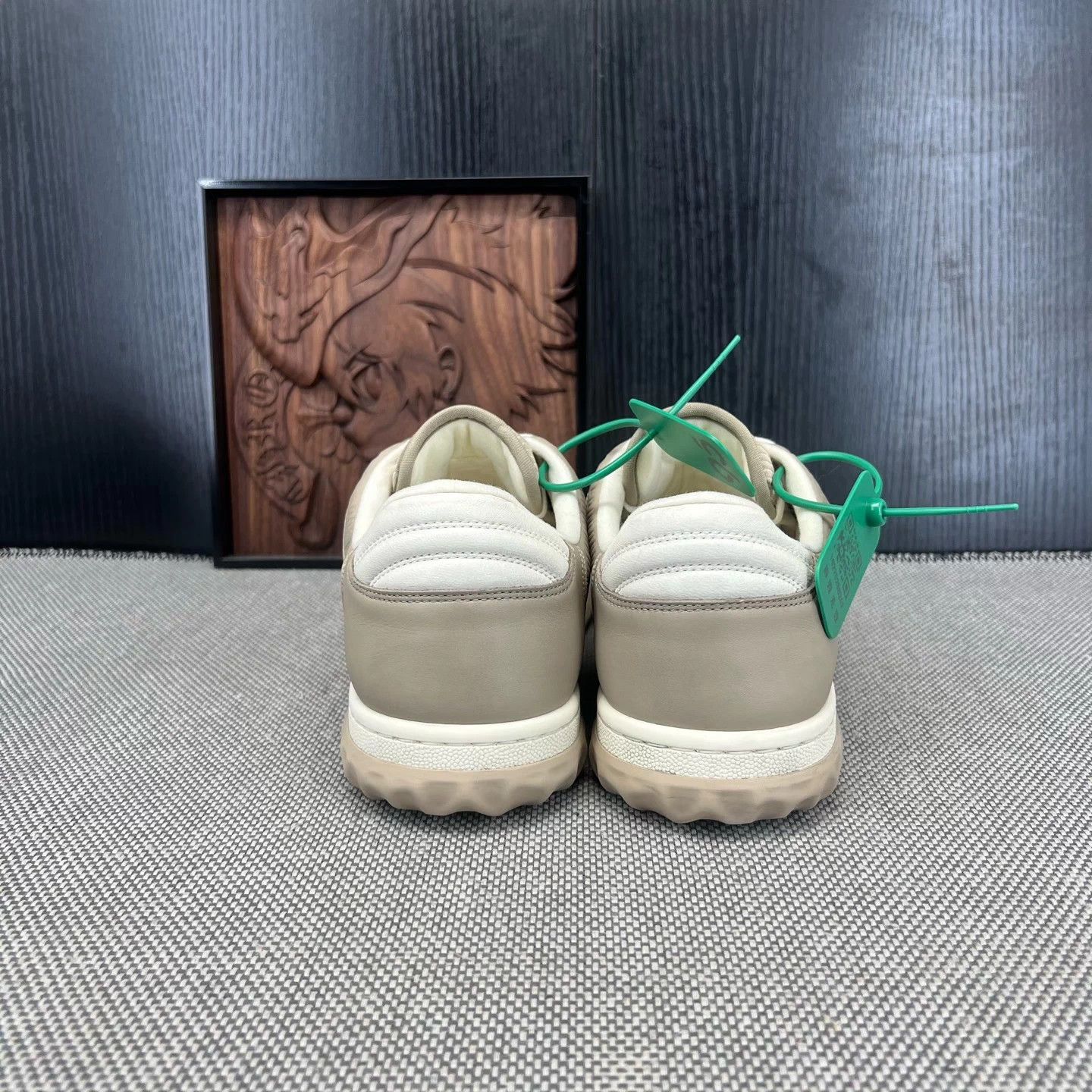 Gucci Gucci Mac80 Gray US9/EUR43 Worn 1x Like New Size US 10 / EU 43 - 4 Thumbnail