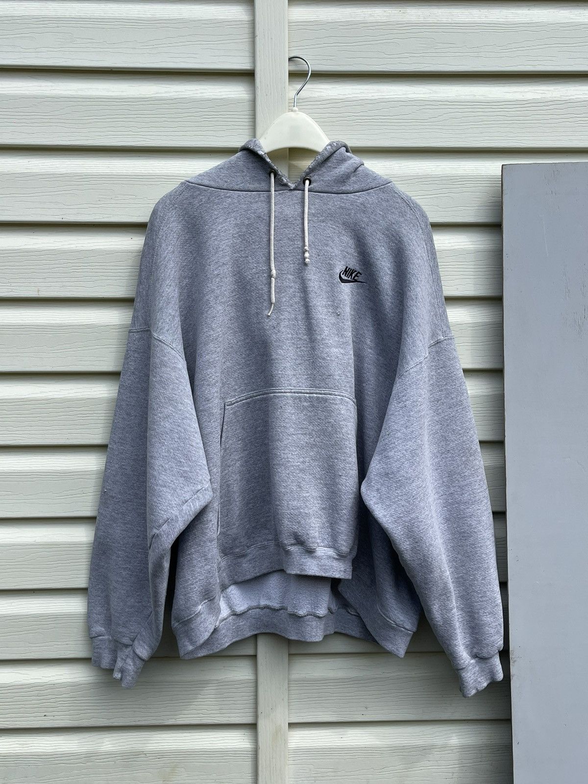 Nike 90's Vintage Nike Hoodie Made in USA Loose Fit Distressed Size US XL / EU 56 / 4 - 1 Thumbnail