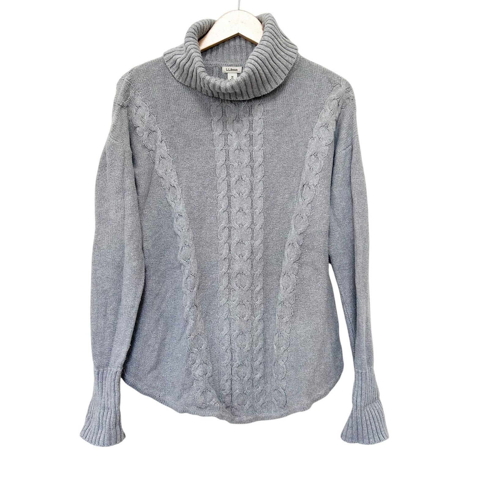 L.L. Bean LL Bean Gray Cable Knit Turtleneck Sweater Sz M Size M / US 6-8 / IT 42-44 - 1 Thumbnail
