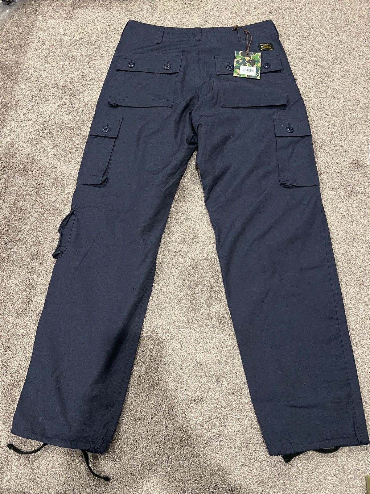 Bape Brand new a bathing ape Bape Cargo Pants navy medium Size US 32 / EU 48 - 2 Thumbnail