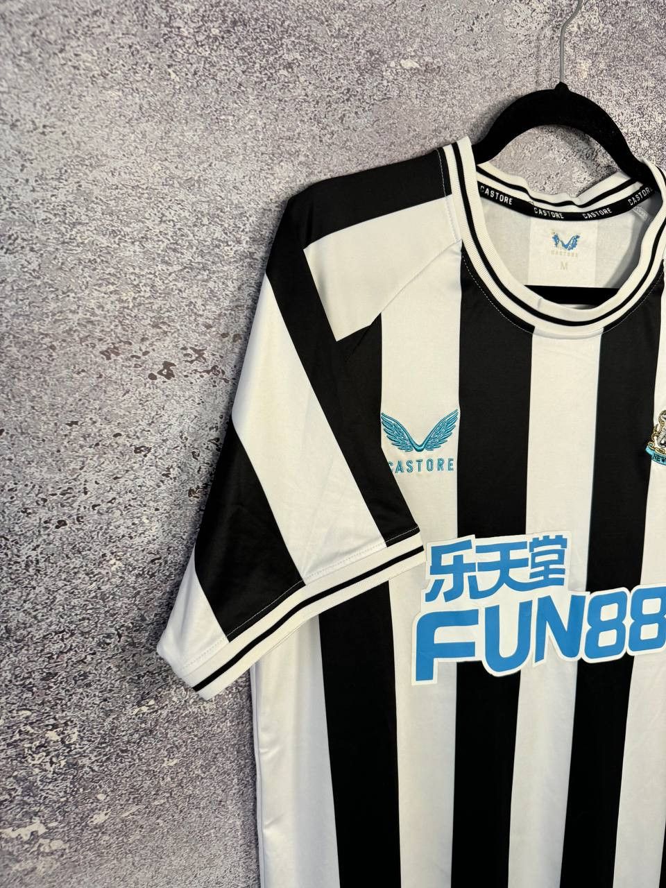 Castore × Vintage Vintage Newcastle United 2022/23 Castore Soccer Jersey Size US M / EU 48-50 / 2 - 6 Thumbnail