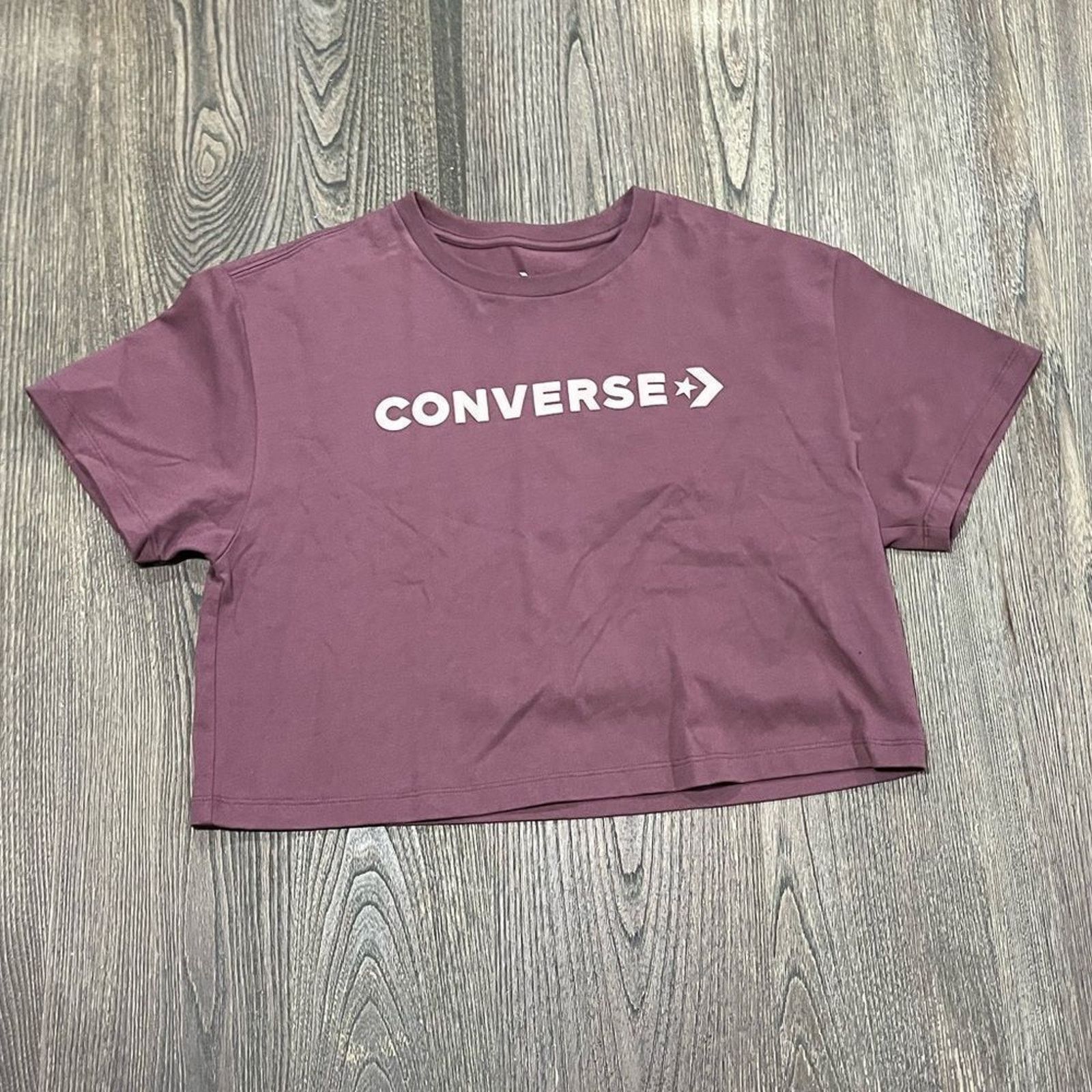 Converse NWOT Converse Puff Logo Crop T-Shirt Crewneck Dark Wine S Size S / US 4 / IT 40 - 1 Thumbnail