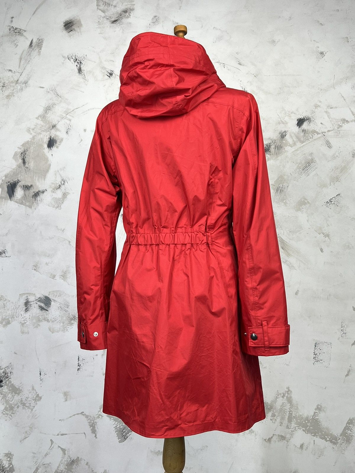 Patagonia Patagonia Waterproof Hooded Jacket Size S - M Size S / US 4 / IT 40 - 4 Thumbnail