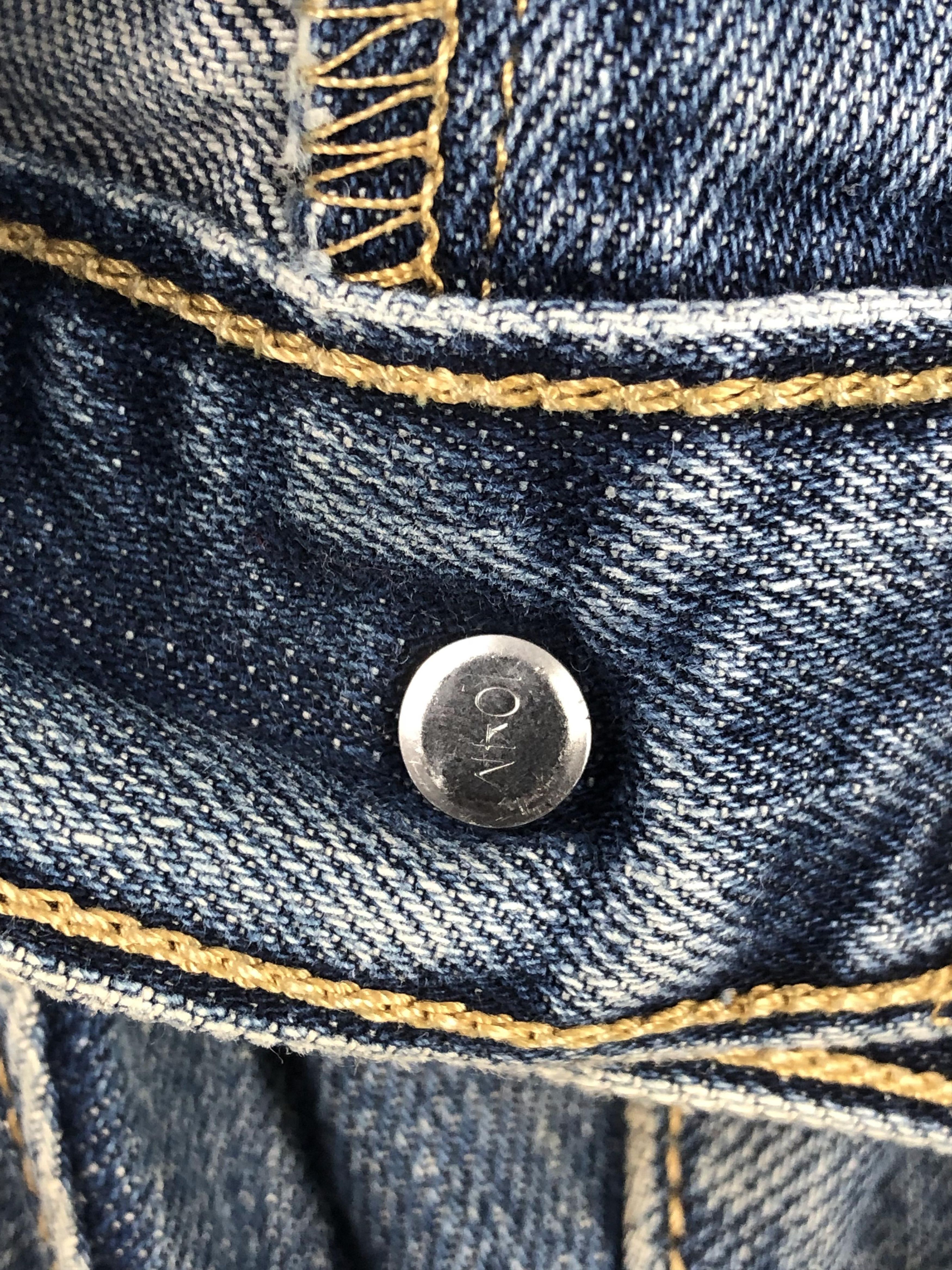 Vintage 90s Levis 501 Faded Blue Jeans DP2221