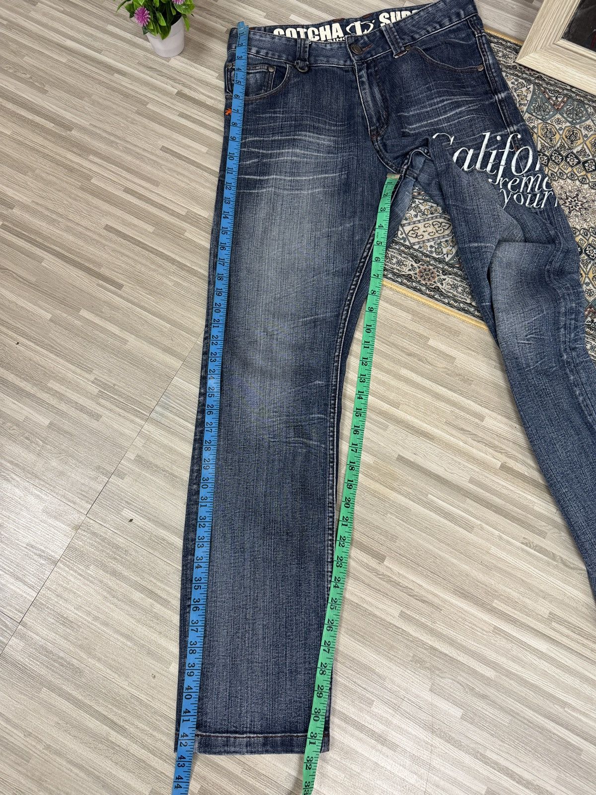 Gotcha × Vintage Vintage Gotcha Biglogo Distressed Denim Jeans Size US 32 / EU 48 - 15 Thumbnail