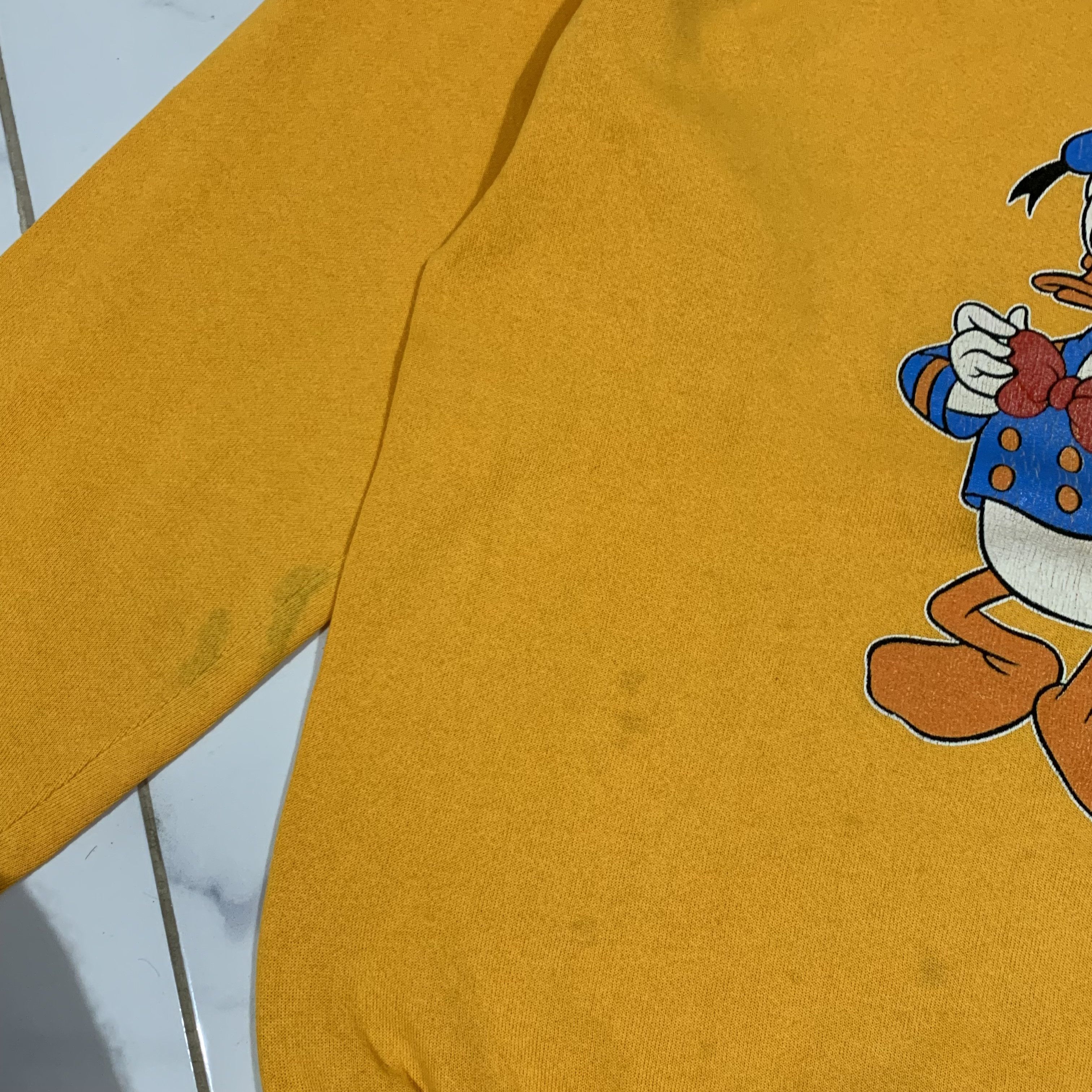 Disney Vintage Donald Duck Disney Sweatshirt Crewneck Size US S / EU 44-46 / 1 - 6 Thumbnail
