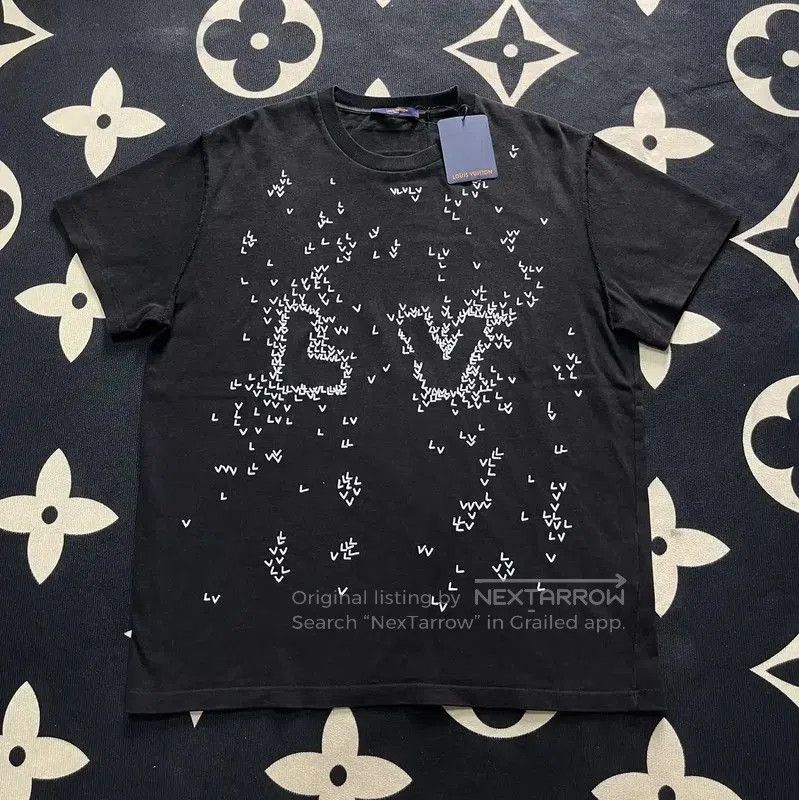 Louis Vuitton Louis Vuitton Black Men's Short Sleeve T-Shirt . Size US XL / EU 56 / 4 - 1 Thumbnail