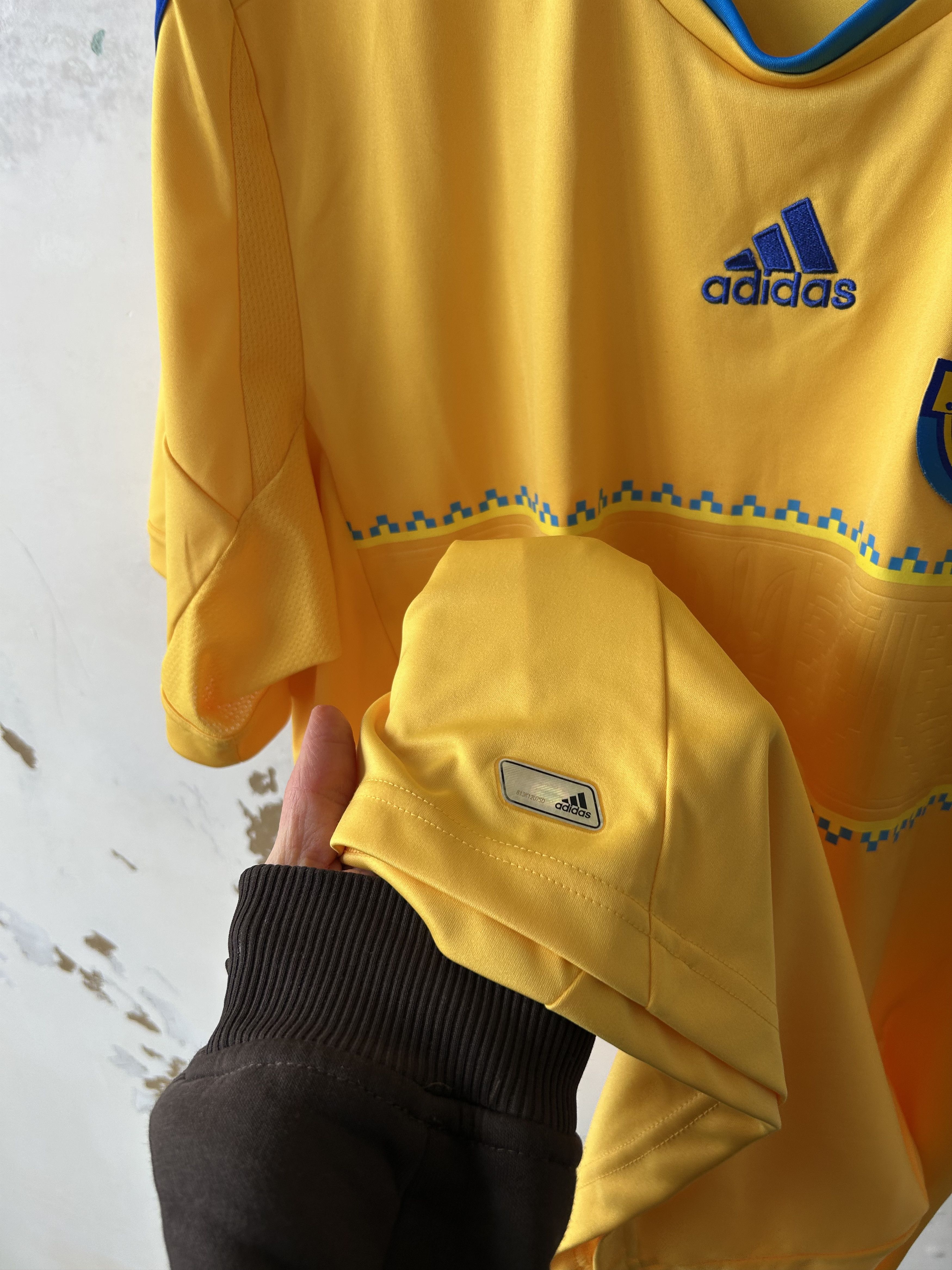 Adidas Ukraine National Football Soccer Team Jersey adidas size XL Size US XL / EU 56 / 4 - 5 Thumbnail