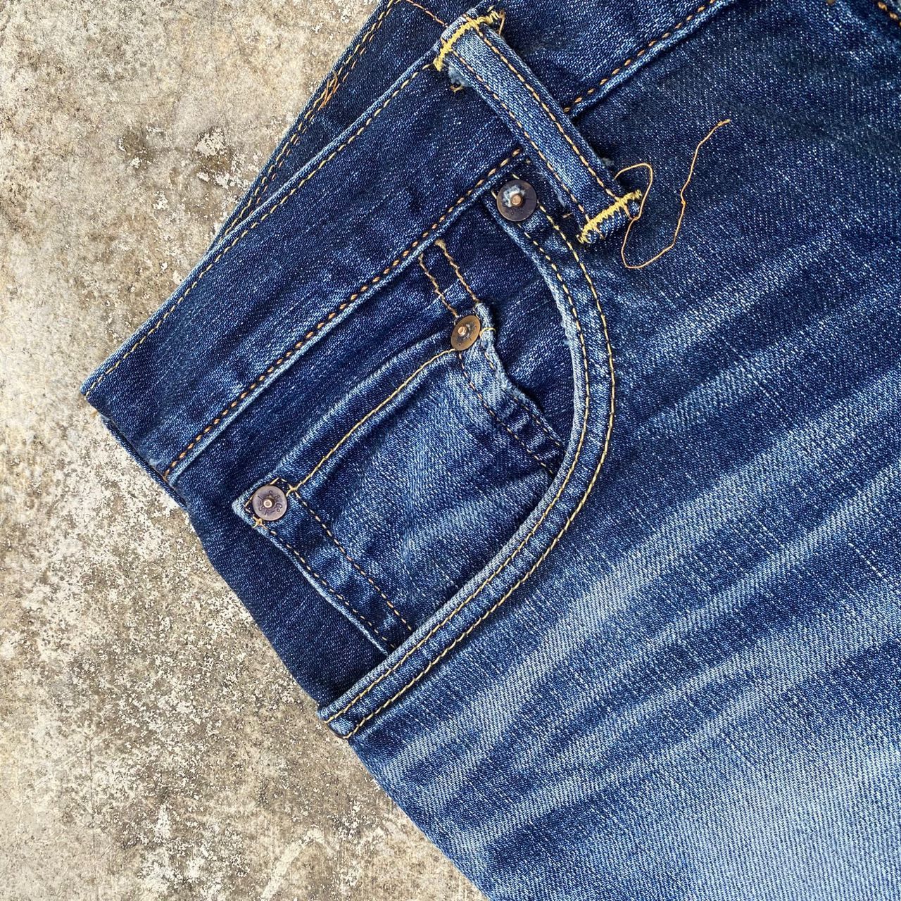Levi's Vintage Levis 551 Distressed Denim Kurt Cobain Style Size US 32 / EU 48 - 14 Thumbnail