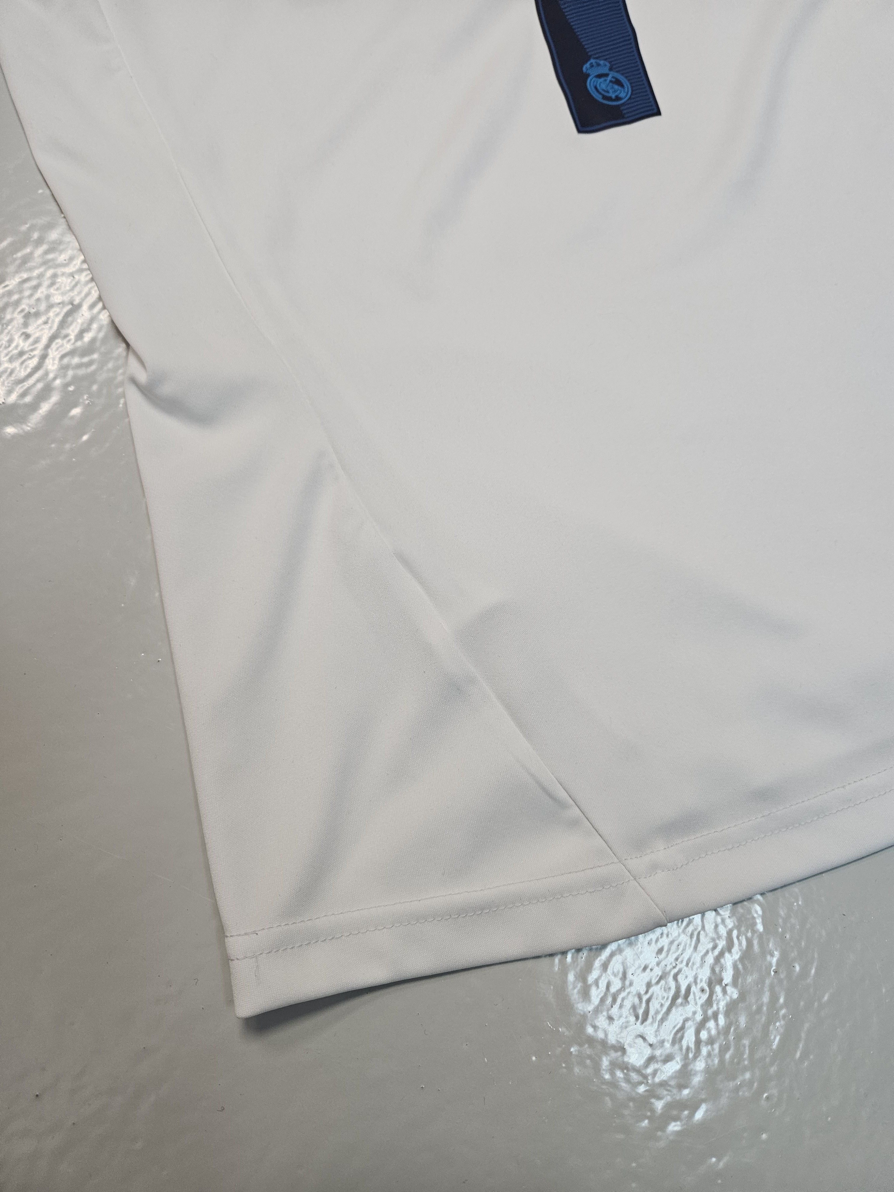 Adidas Real Madrid 2012-2013 home jersey #7 Christiano Ronaldo Size US S / EU 44-46 / 1 - 13 Thumbnail