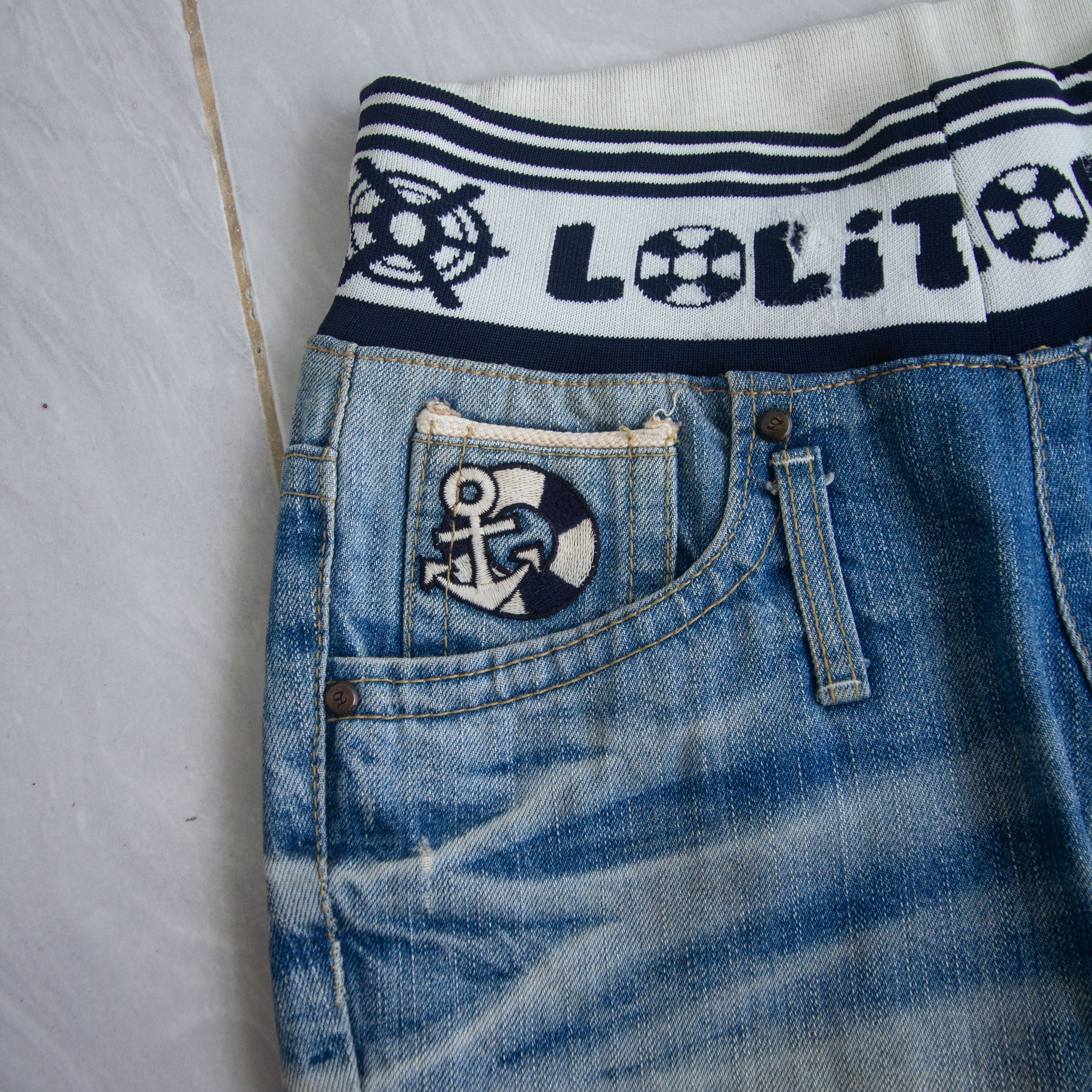 Japanese Brand Lolita Whale Tail Size US 31 - 7 Thumbnail