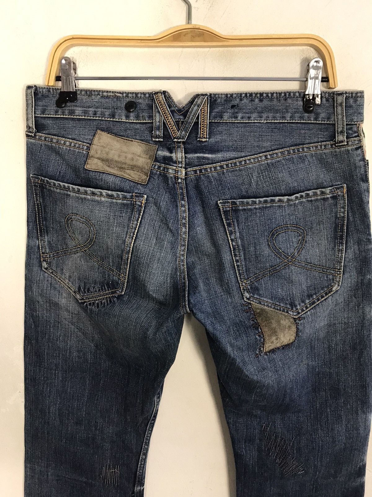 Takeo Kikuchi Takeo Kikuchi Japanese Brand Distressed Patchworks Denim Size US 32 / EU 48 - 4 Thumbnail