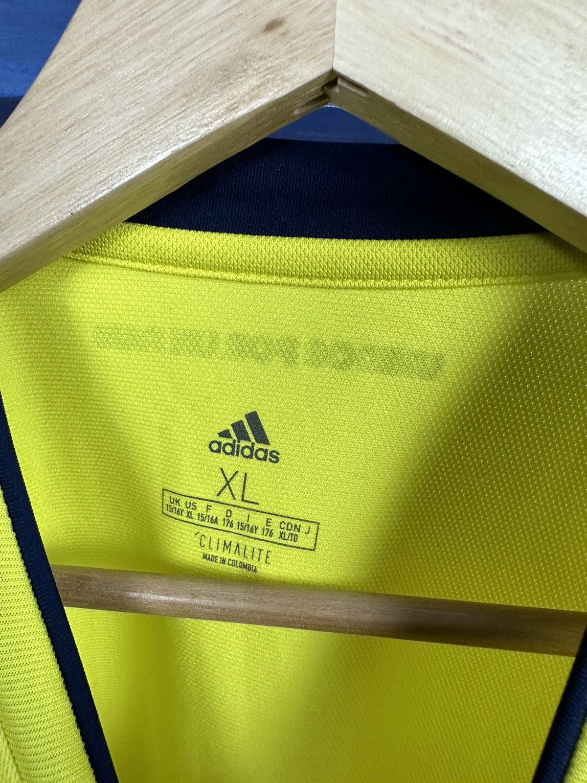 Adidas Adidas Colombia 2018 football jersey Size US XL / EU 56 / 4 - 3 Thumbnail