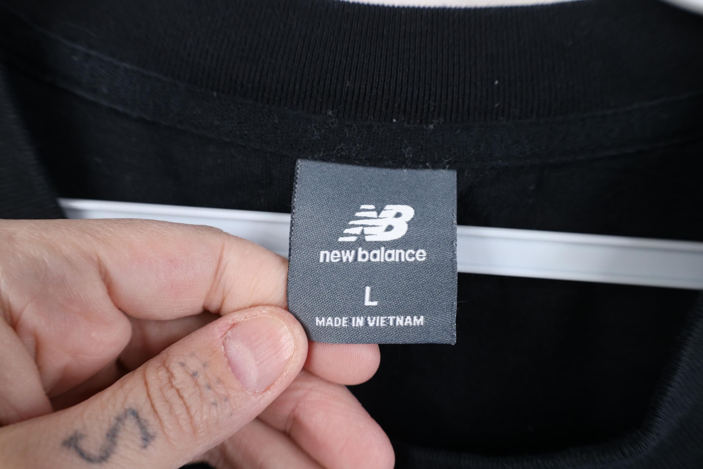 New Balance Vintage Y2K New Balance Models Never Grow Old T-Shirt Black Size US L / EU 52-54 / 3 - 8 Thumbnail