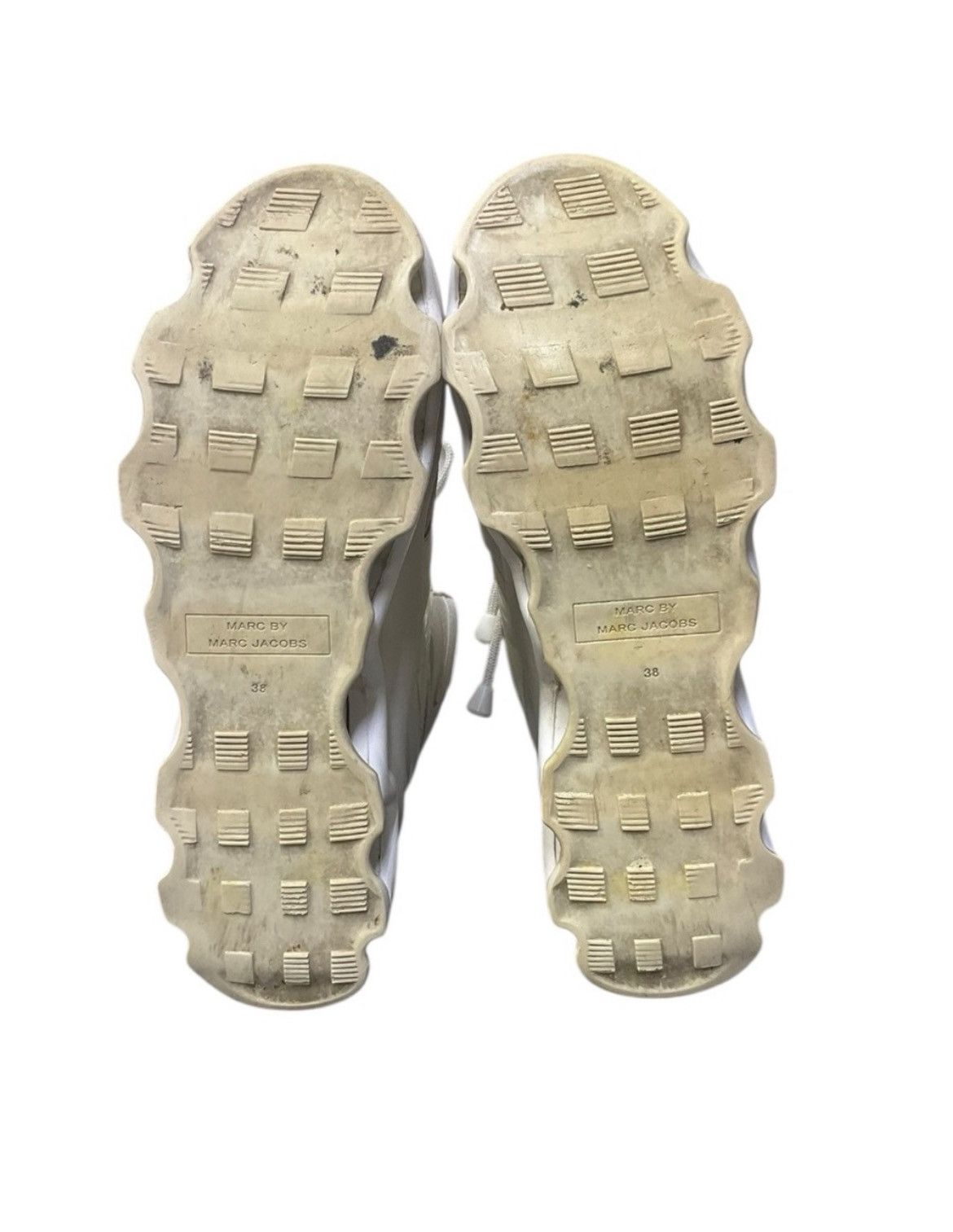 Marc by Marc Jacobs Marc by Marc Jacobs has mPlatform High Tops White‎ Size 38n Size US 8 / IT 38 - 6 Thumbnail