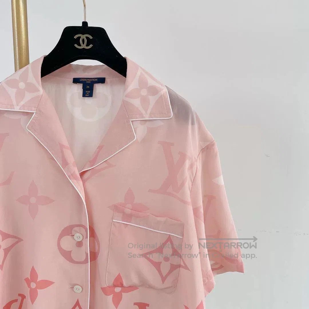 Louis Vuitton Louis Vuitton Monogram Silk Blouse 36. Size XS / US 0-2 / IT 36-38 - 3 Thumbnail