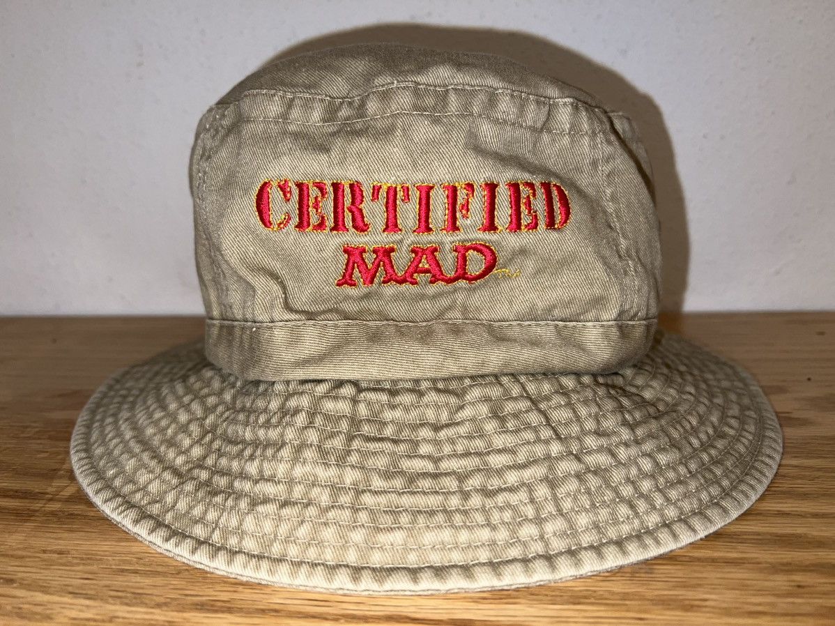 Vintage Vintage MAD TV Certified Mad Bucket Hat Size ONE SIZE - 1 Thumbnail