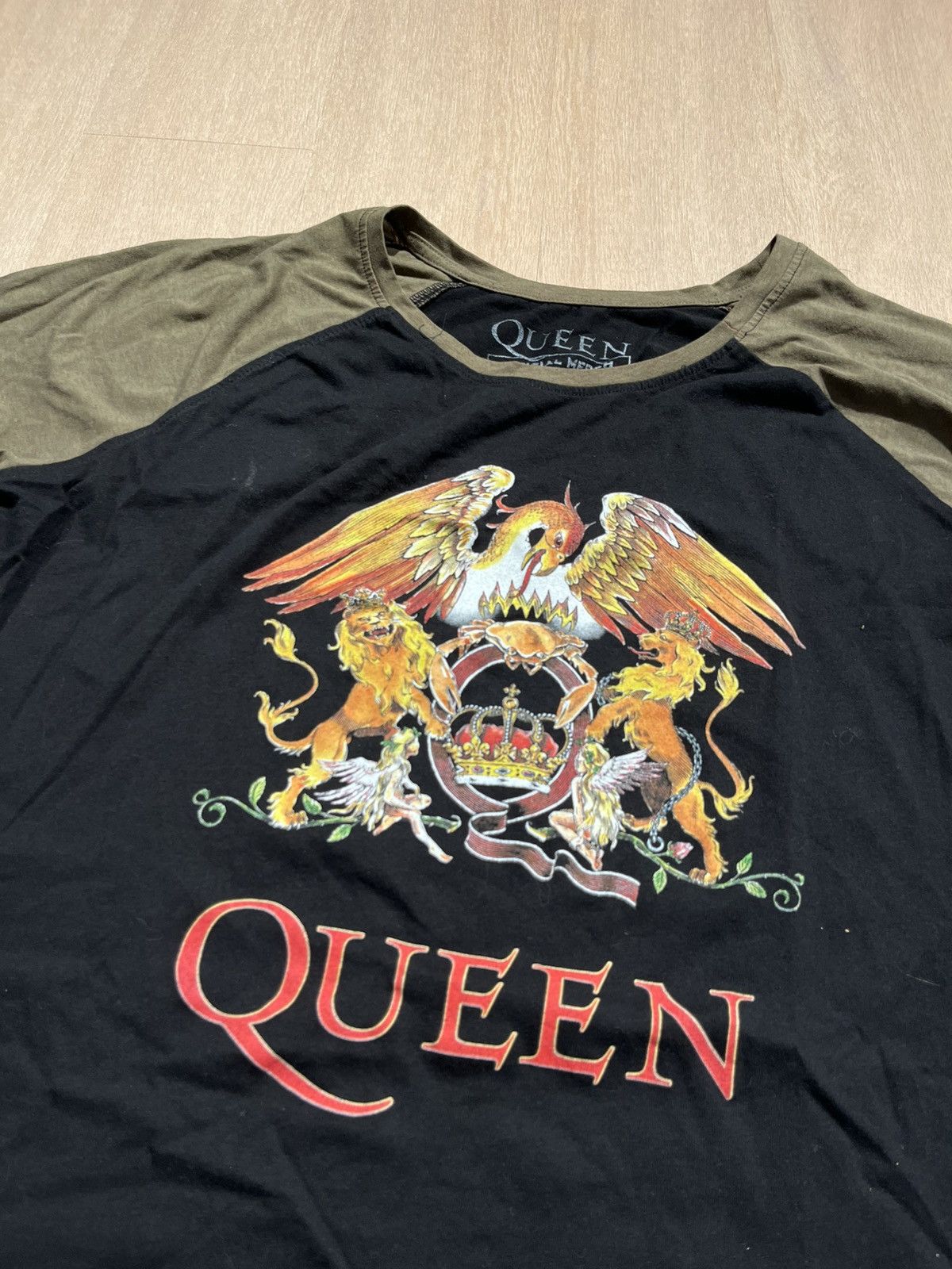 Vintage Queen Shirt XL Size US XL / EU 56 / 4 - 2 Thumbnail