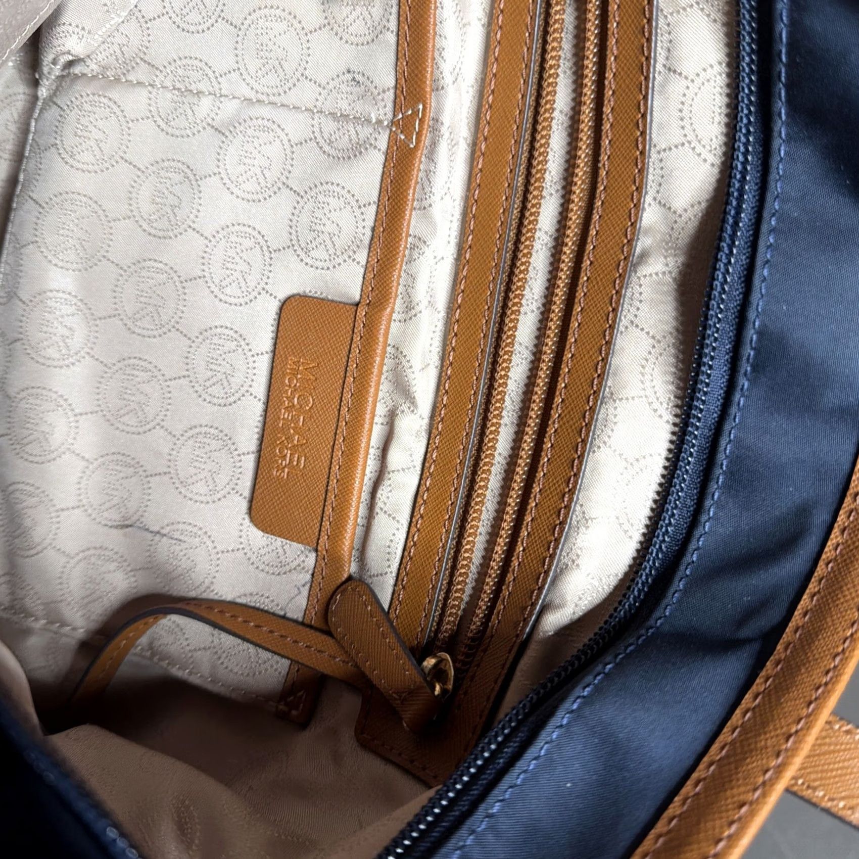 Michael Kors Michael Kors Kempton Nylon Tote Bag Navy Blue Leather Luggage Crossgrain Saffiano Vintage No Size ONE SIZE - 7 Thumbnail
