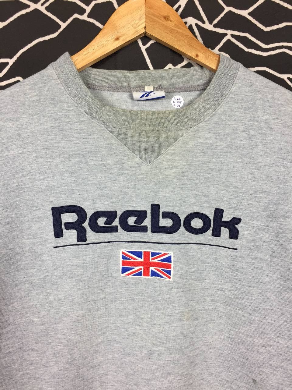 Reebok × Vintage Vtg Reebok Classic UK Flag Embroidered Logo Sweatshirt Size US M / EU 48-50 / 2 - 3 Thumbnail