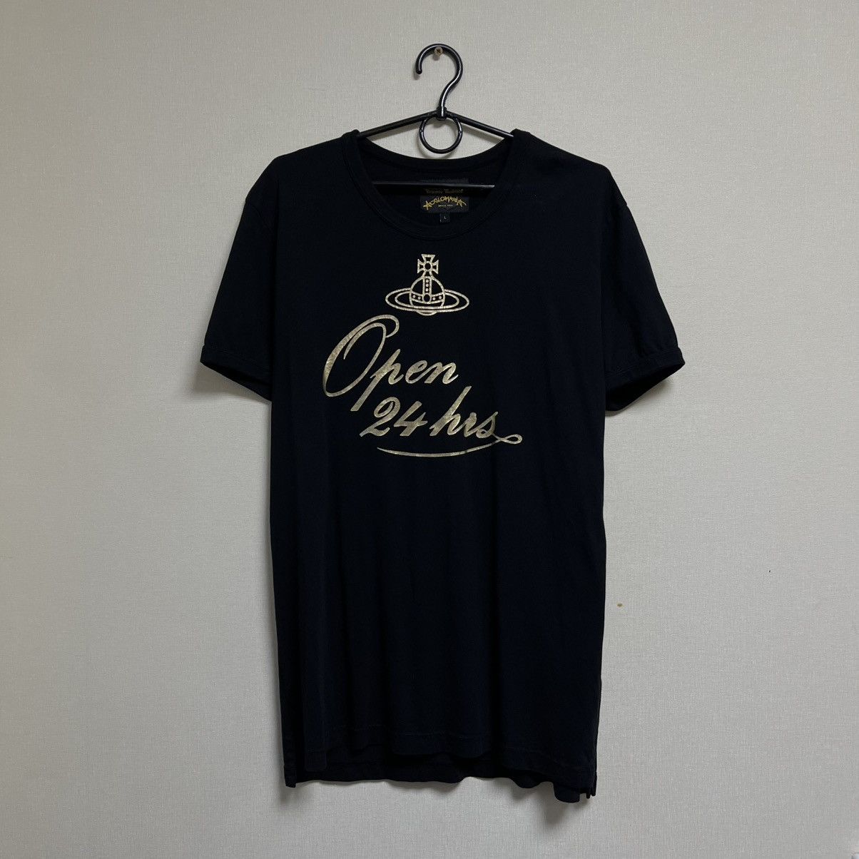 Vivienne Westwood Vivienne Westwood T-Shirt Big Logo Rare Retro Hype Y2K Size US L / EU 52-54 / 3 - 1 Thumbnail