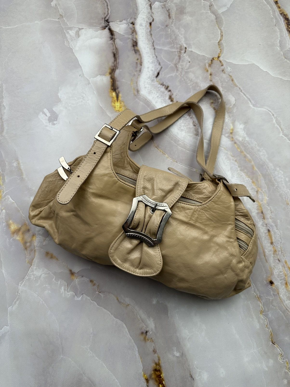 Avant Garde x Vintage Shoulder Bag in Beige, Women's