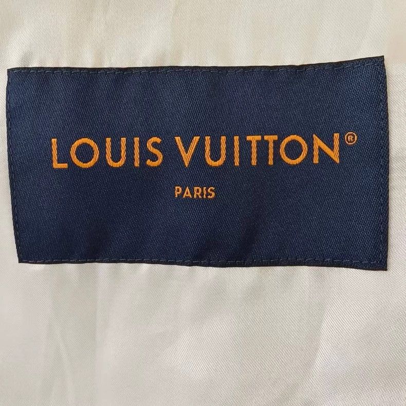 Louis Vuitton Louis Vuitton Solid full-print logo patchwork leather jacke Size US M / EU 48-50 / 2 - 3 Thumbnail