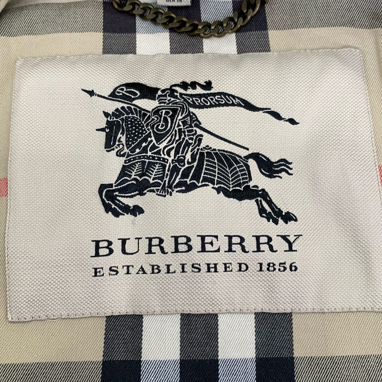 Burberry Burberry London Womens Double Breasted Beige Trench Coat Siz Size M / US 6-8 / IT 42-44 - 2 Thumbnail