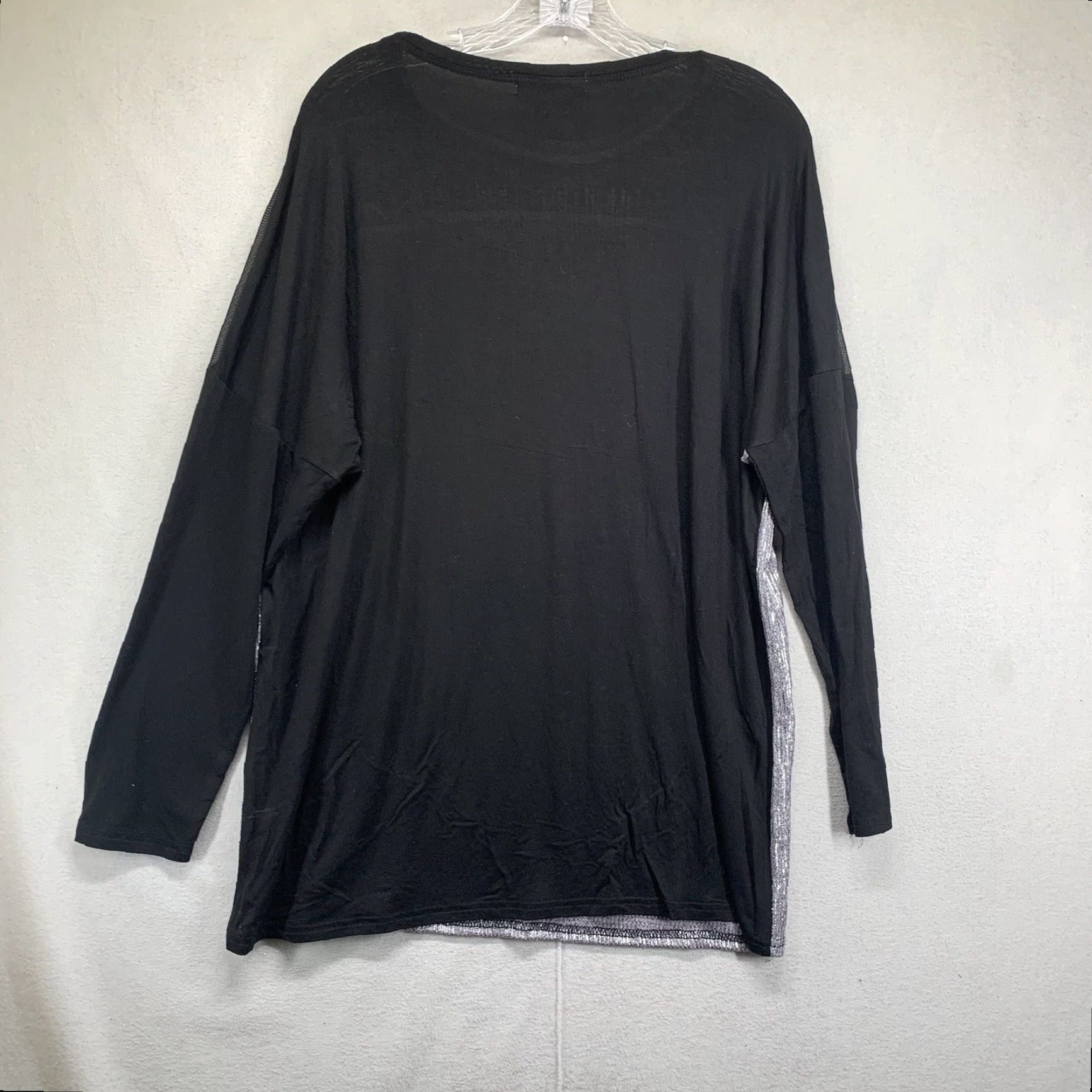 Vintage India Boutique Women's Top One Size Black Silver Embellished Long Sleeve EUC Size ONE SIZE - 2 Thumbnail