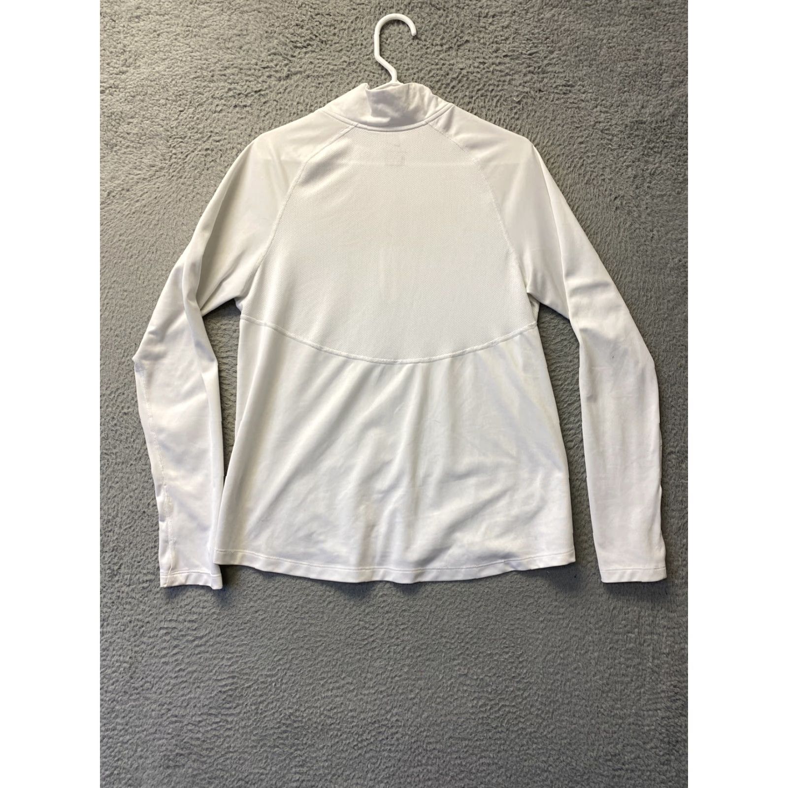 Nike Nike Sweater Golf Quarter Zip Dri Fit Swoosh Womens L White /95-51 Stretch Pockets 1/4 Zip All Seasons Pullover Size L / US 10 / IT 46 - 8 Thumbnail