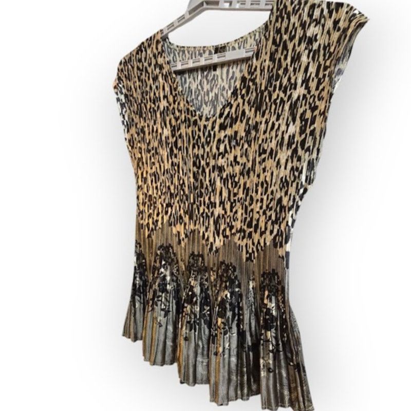 Other Milano Women’s 3X Animal Print Pleated Hem Sleeveless Top Size 3XL / US 20-22 - 4 Thumbnail