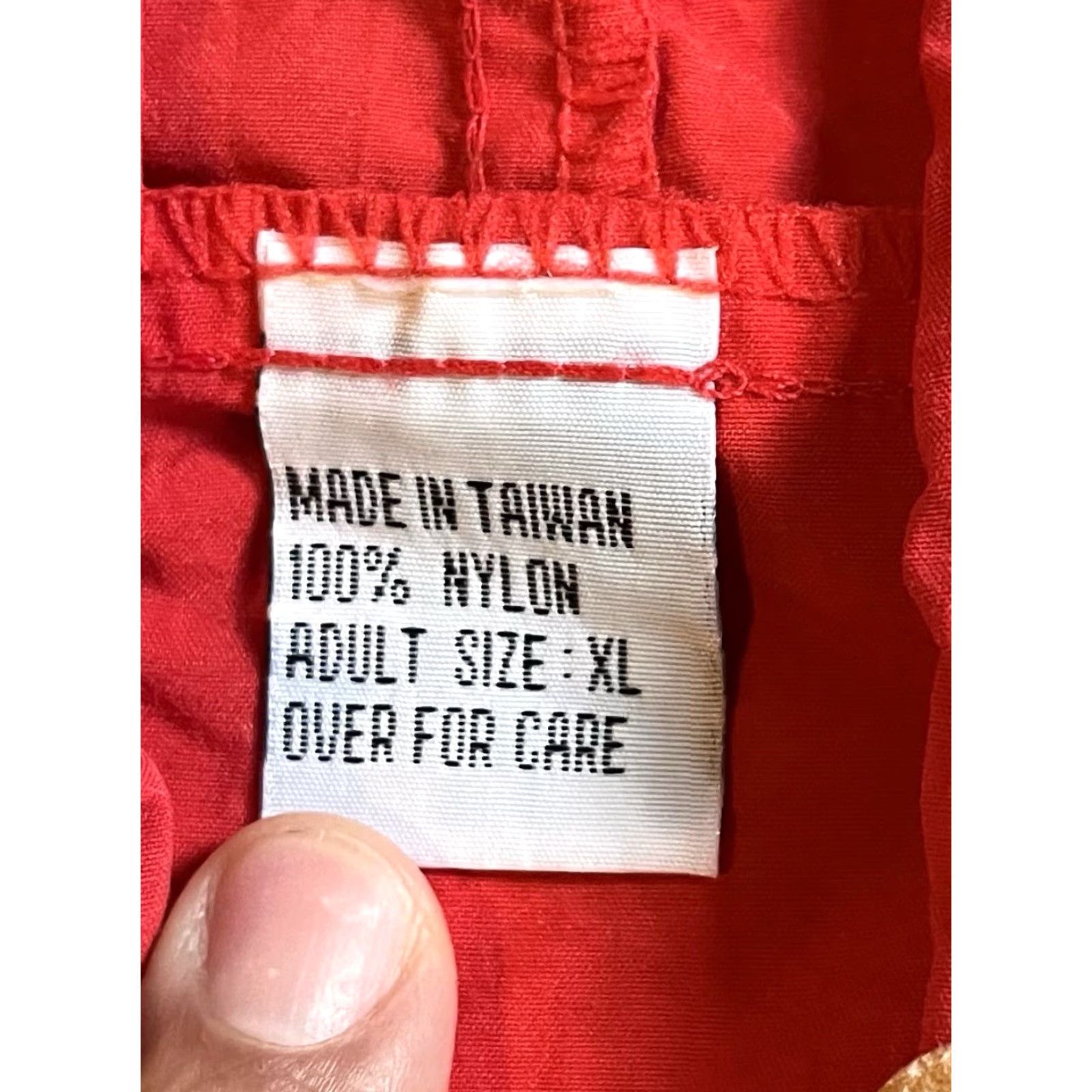Marlboro VINTAGE Marlboro Country Store Windbreaker Jacket Men XL Red 90s Casual Outdoor Grunge Retro Logo Pockets Hooded Size US XL / EU 56 / 4 - 4 Thumbnail