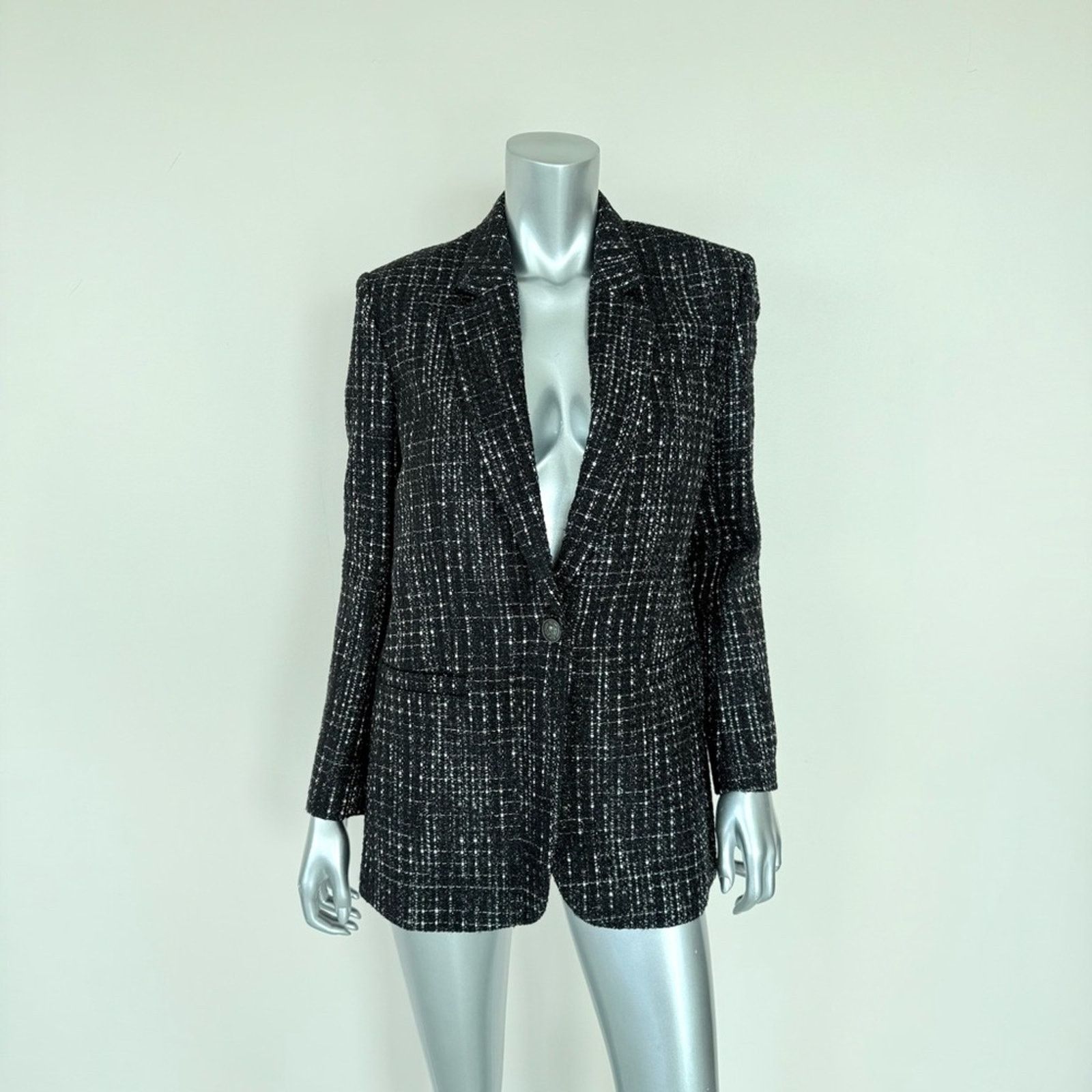 The Kooples NWT!!! The Kooples women tweed jacket size 36FR or 6US 595$ Size M / US 6-8 / IT 42-44 - 1 Thumbnail