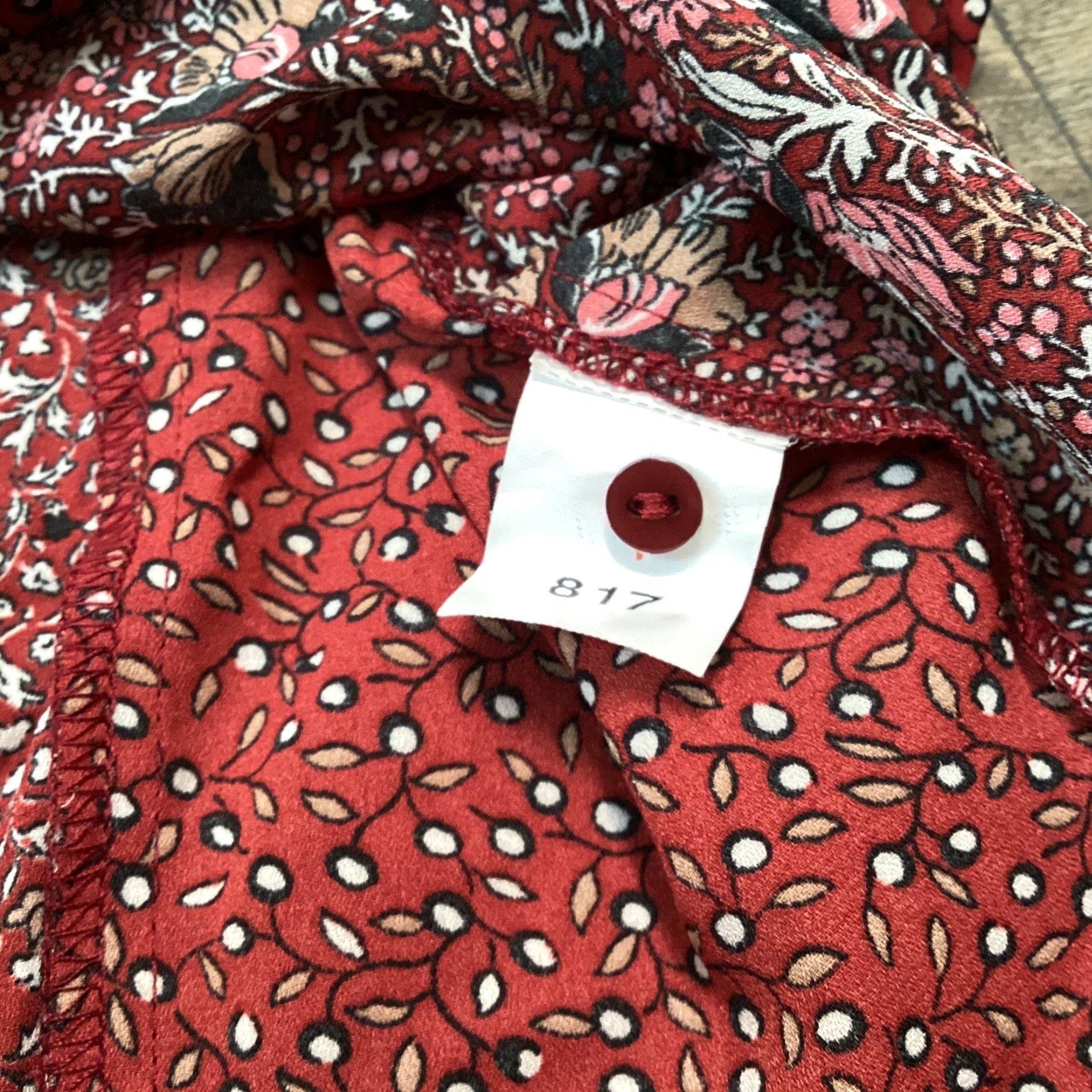 Zara Zara Basic Women S Burgundy Floral Patchwork V Neck Pullover Blouse Boho Shirt Patchwork Floral V-Neck Long Sleeve Button Cuffs You May Also Like Size S / US 4 / IT 40 - 8 Thumbnail