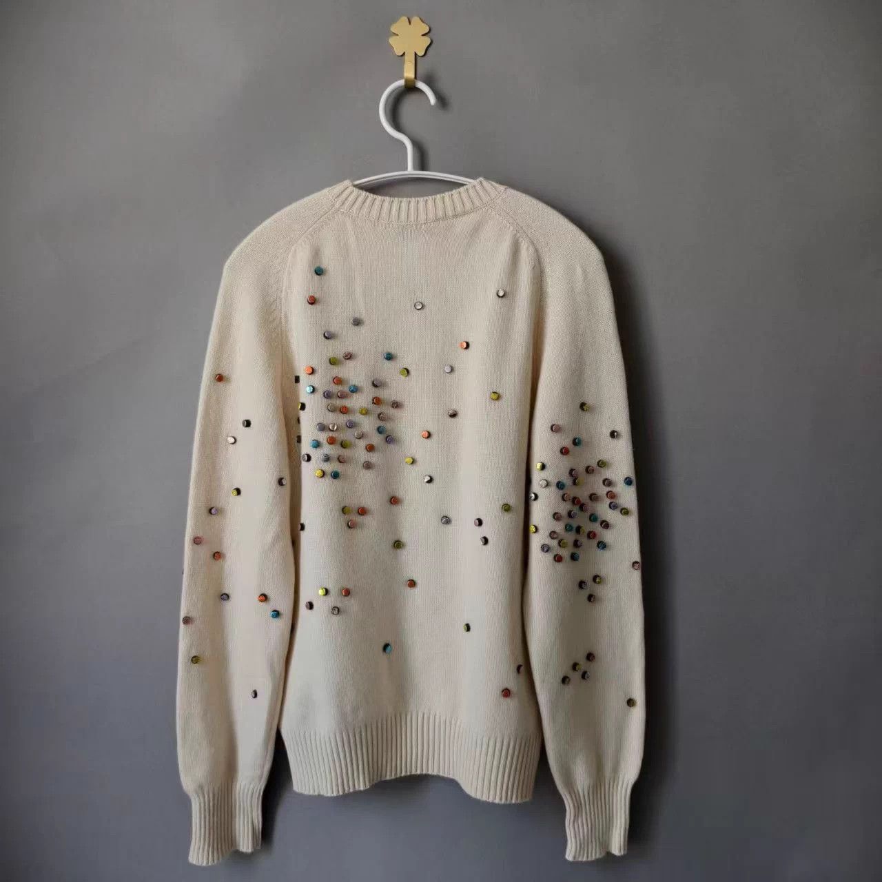 Chanel Chanel multicolor beaded cashmere sweater 34 Size XS / US 0-2 / IT 36-38 - 2 Thumbnail