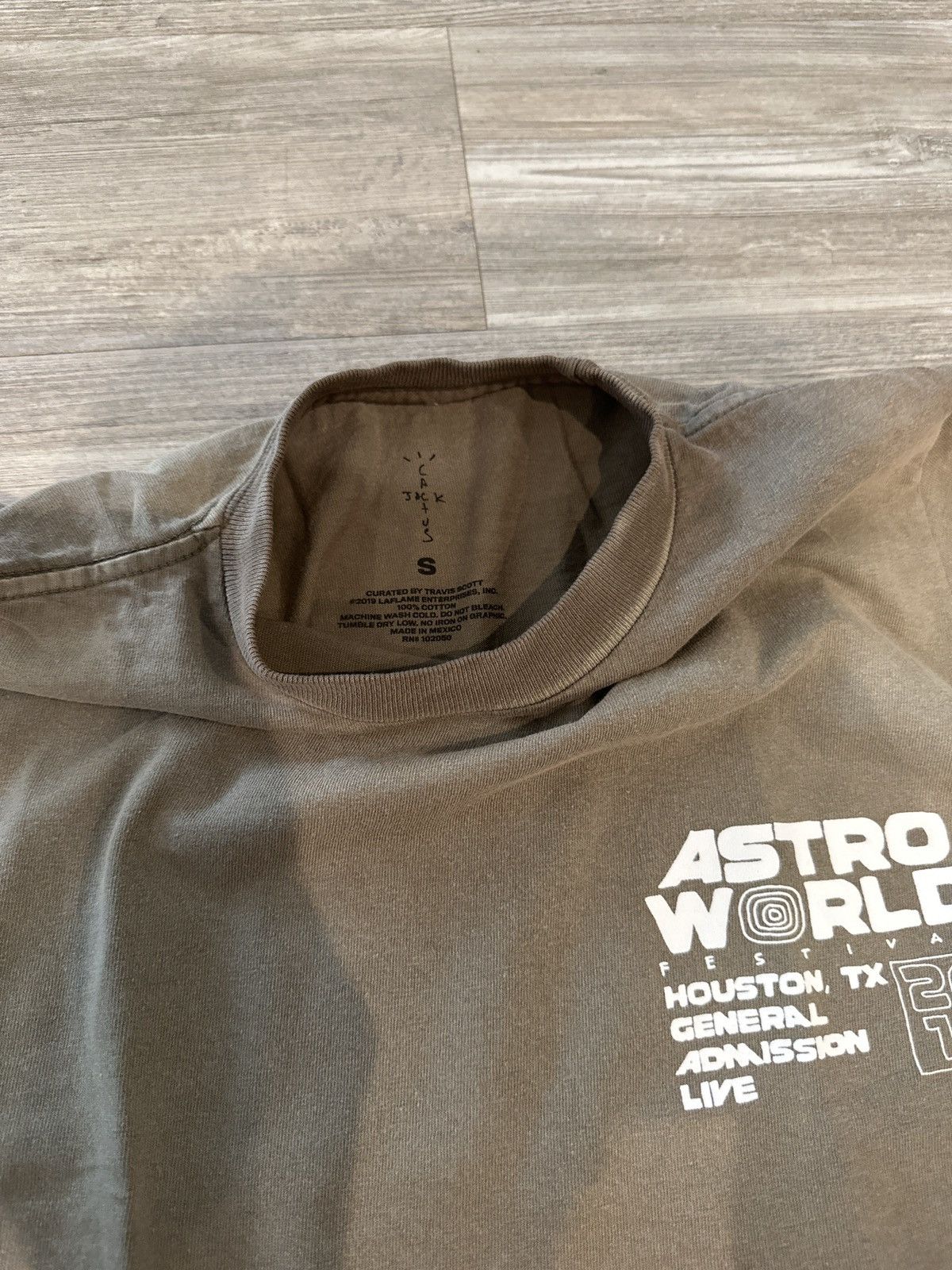 Other Travis Scott Astro world Houston TX 2019 Size US S / EU 44-46 / 1 - 4 Thumbnail