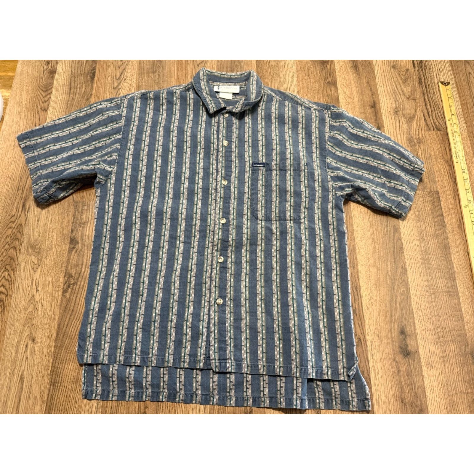Vintage Columbia Shirt Men's Medium Gray Short Sleeve Button Up Striped Casual Size US M / EU 48-50 / 2 - 2 Thumbnail