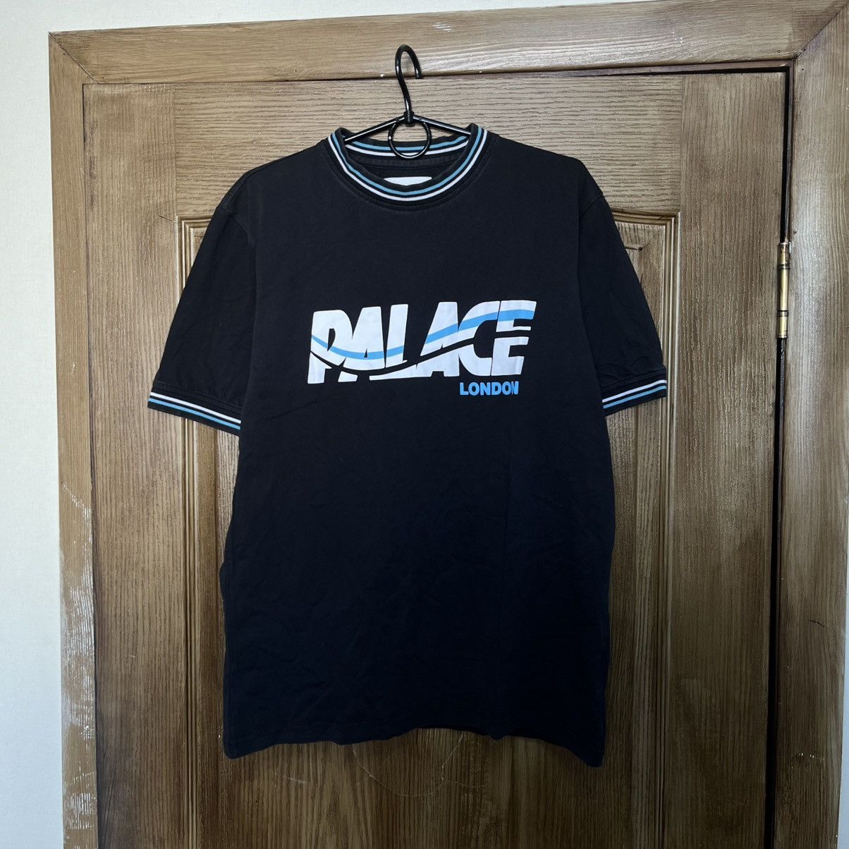 Palace Palace London T-Shirt Black Big logo Size US M / EU 48-50 / 2 - 1 Thumbnail