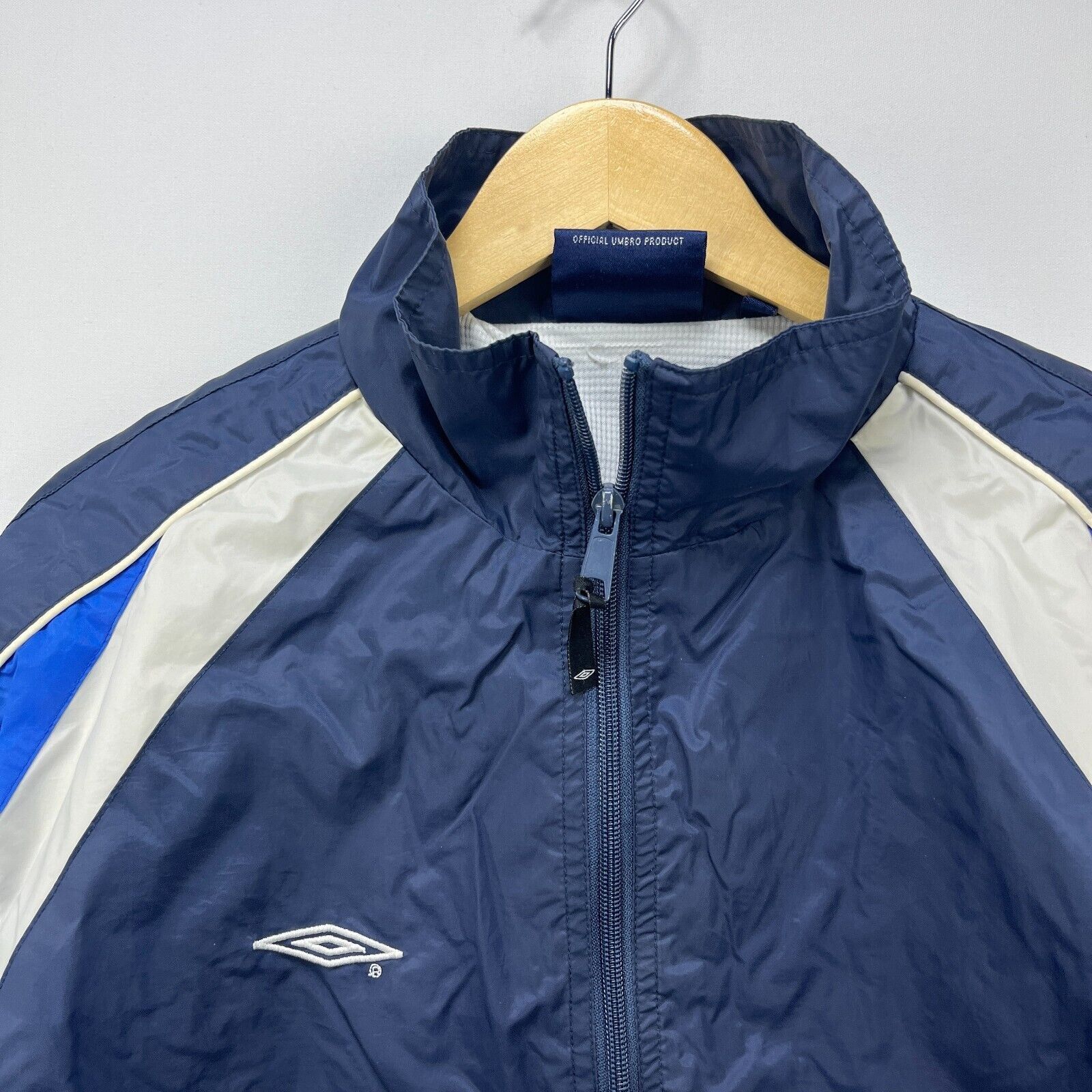 Umbro × Vintage Vintage Umbro Windbreaker Jacket Large Tracksuit Soccer Size US L / EU 52-54 / 3 - 3 Thumbnail