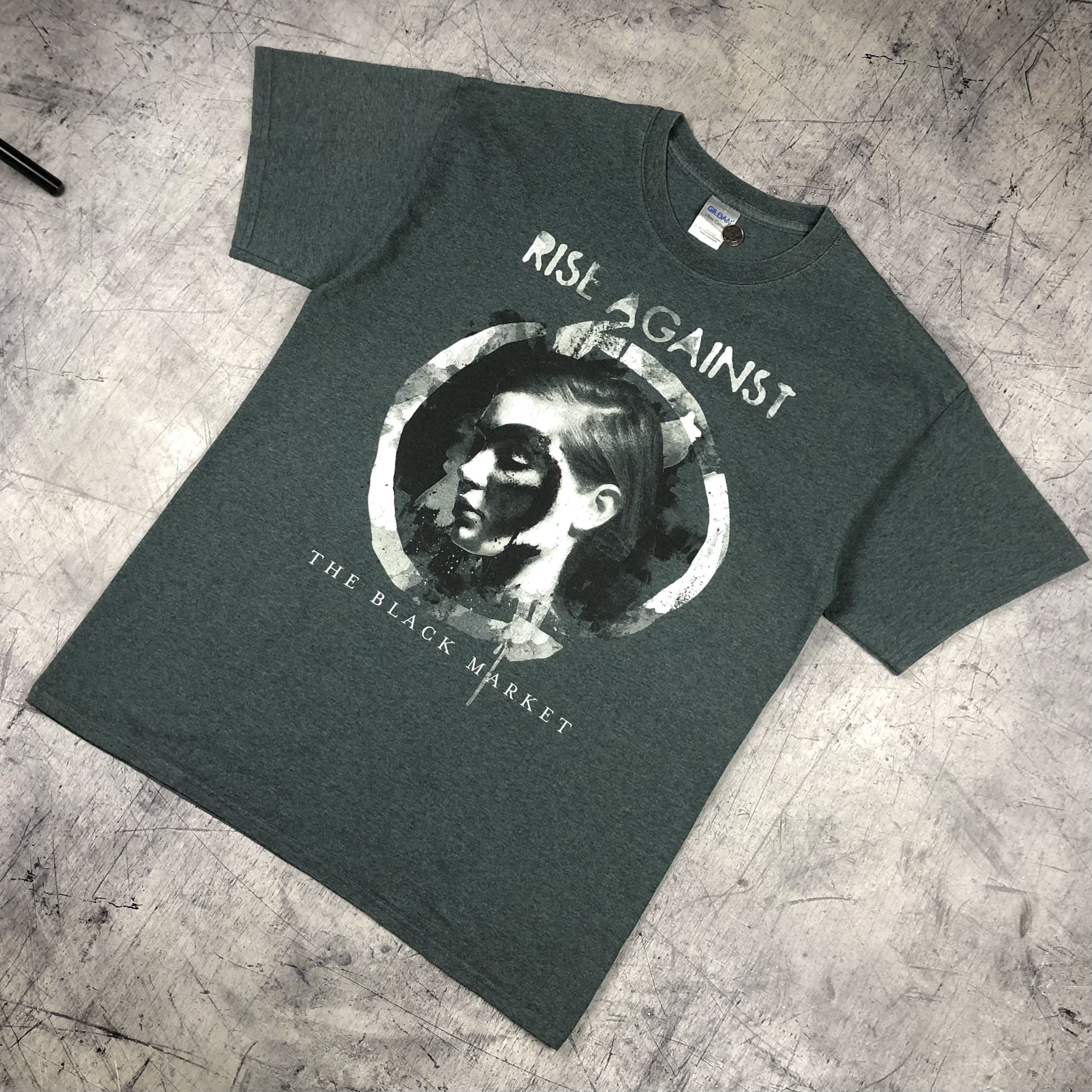 Band Tees Vintage Rise Against The Black Market Tee Size US L / EU 52-54 / 3 - 3 Thumbnail