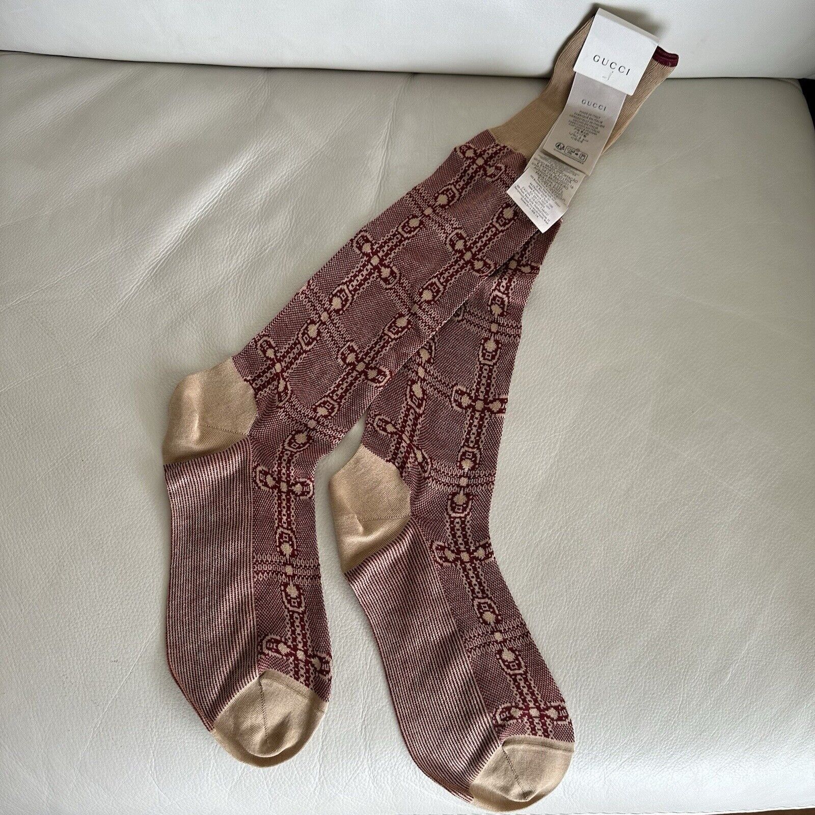 NEW Gucci Socks Red GG PRINT LOGO Ivory Sz M 721567 Long
