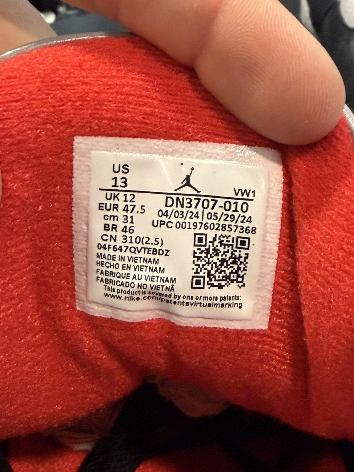 Jordan Brand Size 13 - Jordan 3 Retro Black Cement (2025) Size US 13 / EU 46 - 8 Thumbnail