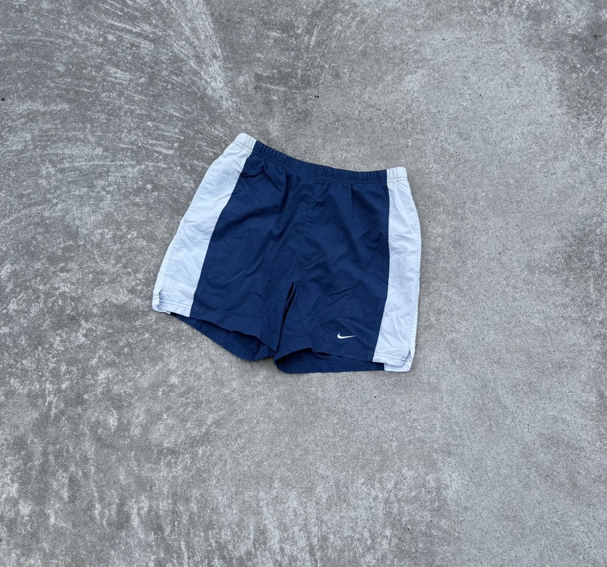 Other Vintage Nike 90s y2k streetwear nylon track shorts Size US 30 / EU 46 - 6 Thumbnail