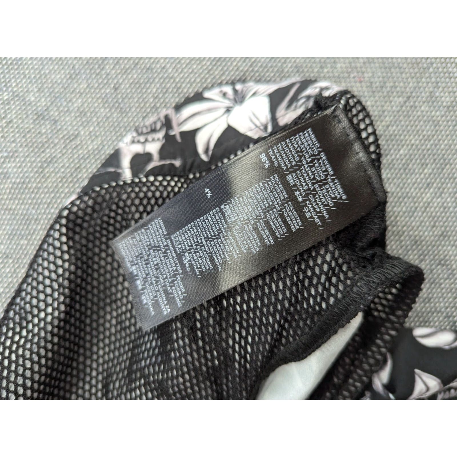 Killstar KILLSTAR Denarian's Coin Mens Trunks 4XL Skull Floral Beach Shorts Multicolor Polyester Athletic Drawstring Waist 46in Size US 39 - 3 Thumbnail