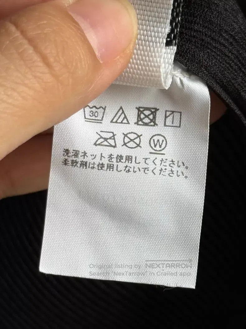 Issey Miyake Issey Miyake Black short-sleeve Size L / US 10 / IT 46 - 4 Thumbnail
