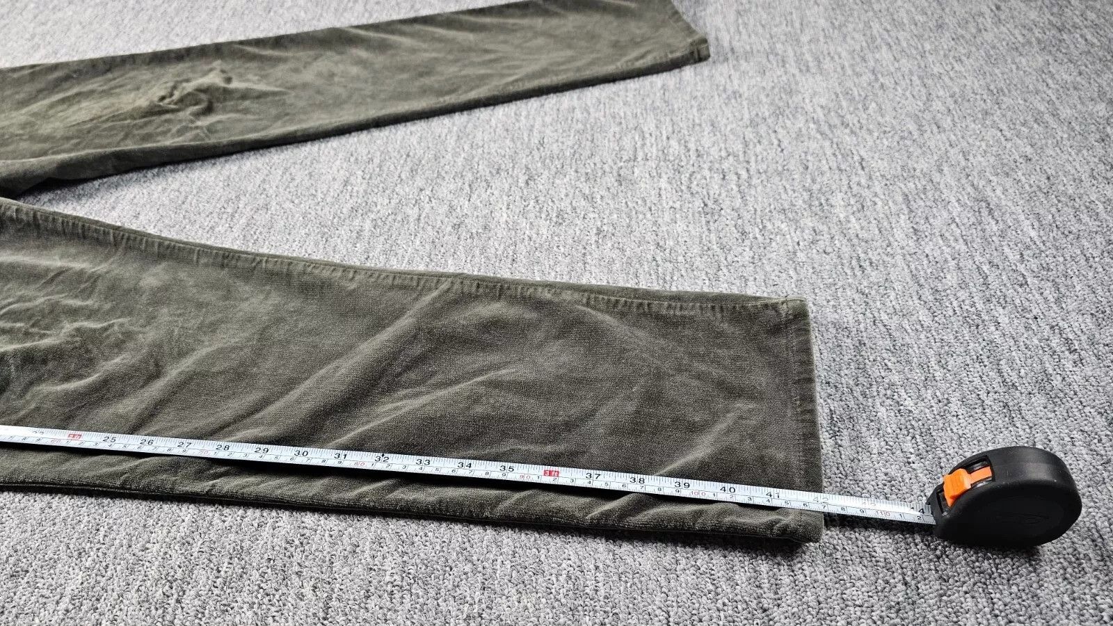 Armani Vintage Armani Corduroy Jeans L Comfort Fit Made in ITALY Size US 32 / EU 48 - 12 Thumbnail