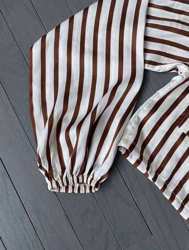 Nasty Gal NWT Nasty Gal Front Tie Striped Crop Silky Shirt Size Small Size S / US 4 / IT 40 - 4 Thumbnail