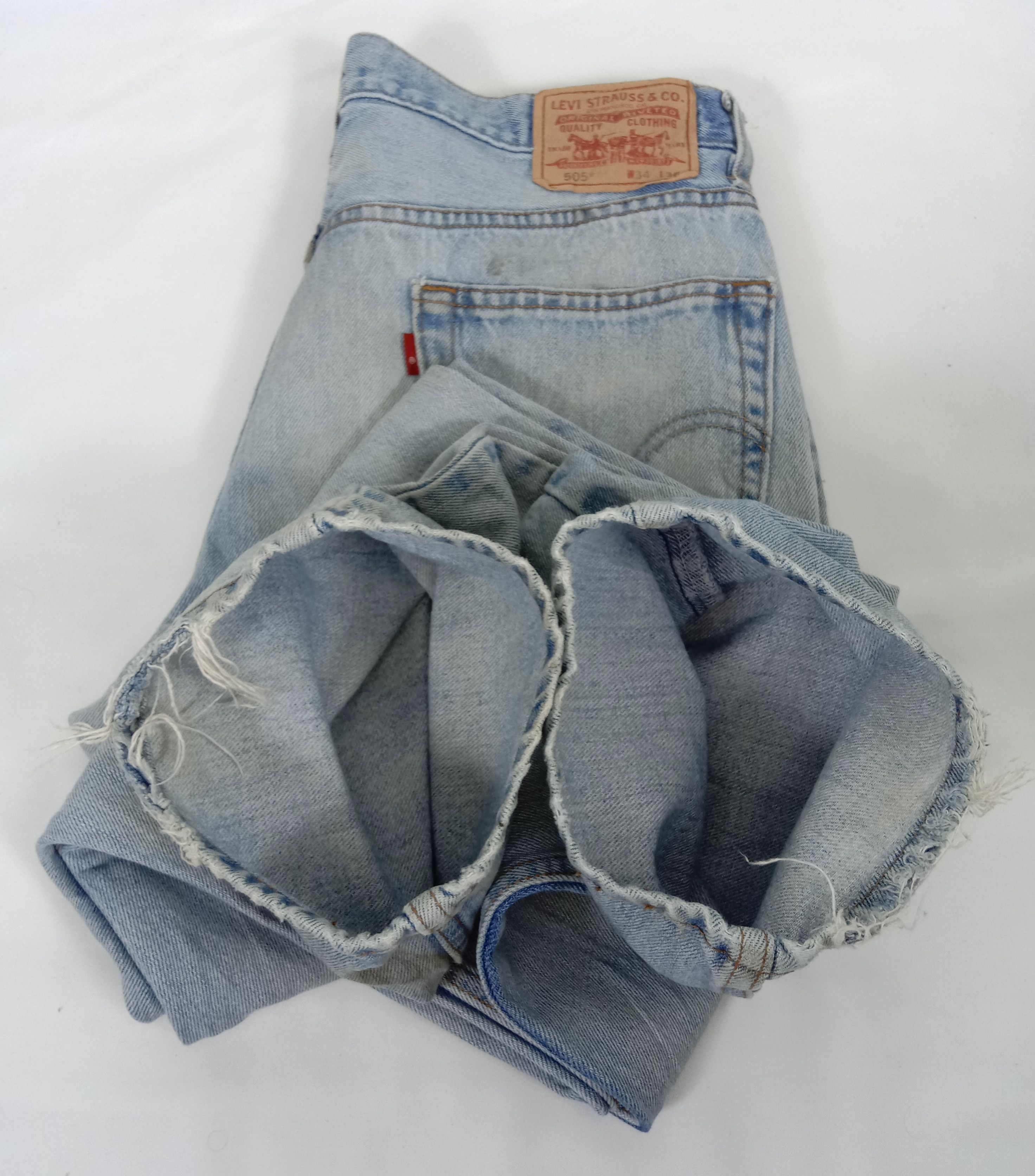 Levi's Vintage Levi's 505 Light Wash Jeans Regular Fit Denim Size US 33 - 15 Thumbnail