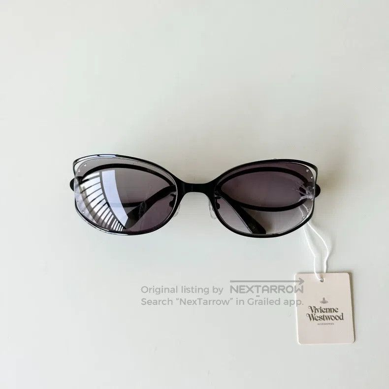 Vivienne Westwood Vivienne Westwood Enamel Saturn Rhinestone Curved Frame Su Size ONE SIZE - 2 Thumbnail